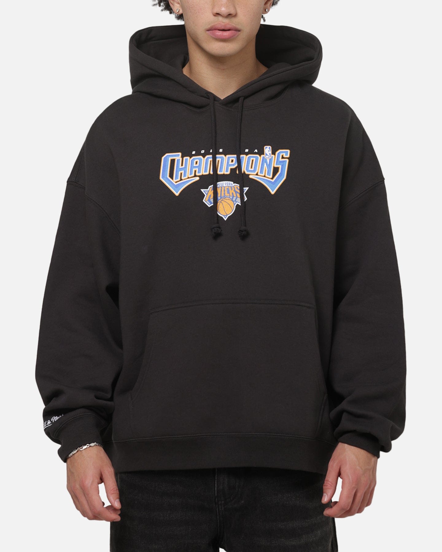 Mitchell & Ness New York Knicks 2026 NBA Champions Hoodie Washed Black