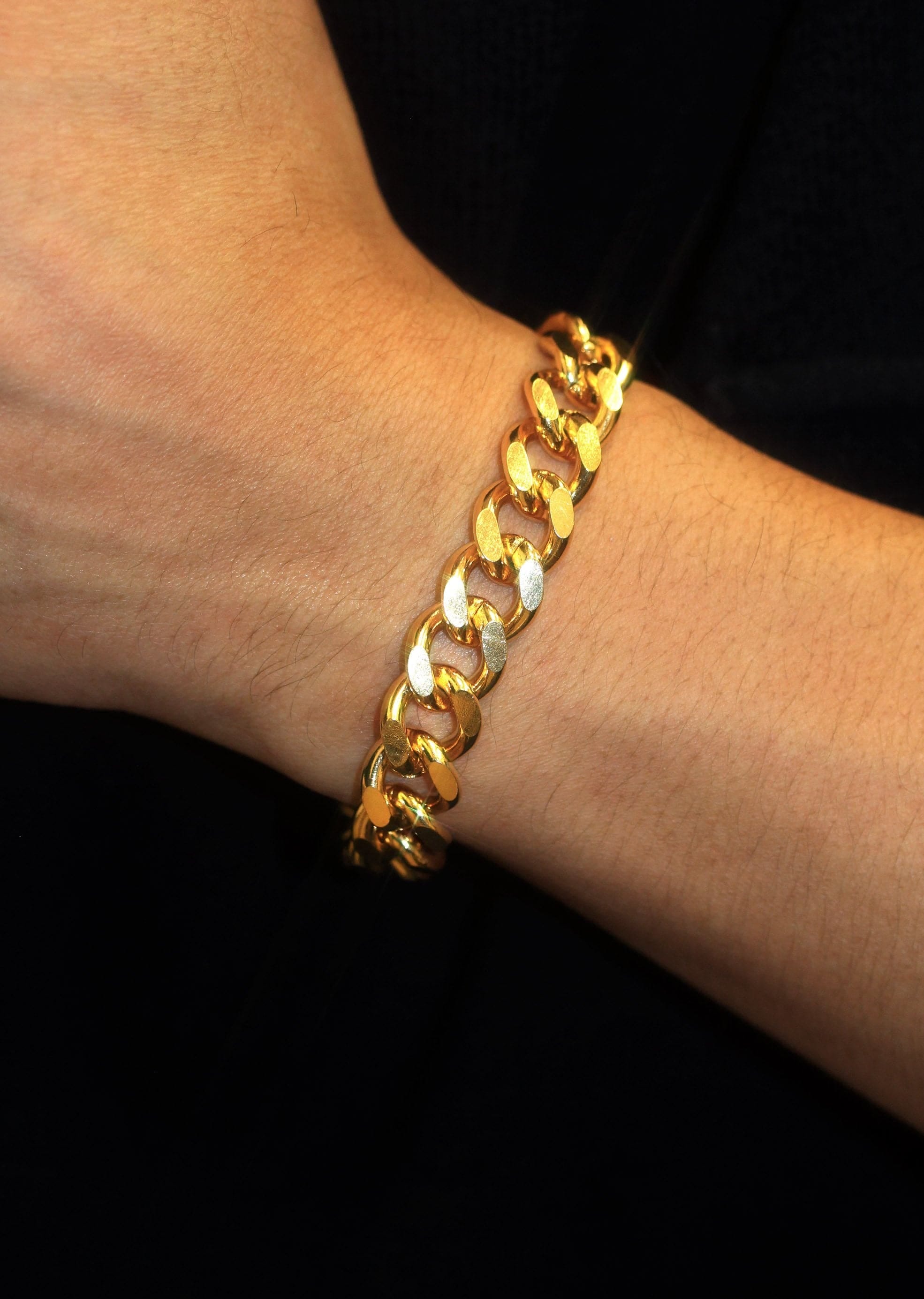 manufacturer 30 Gold Plated Curb Bracelet