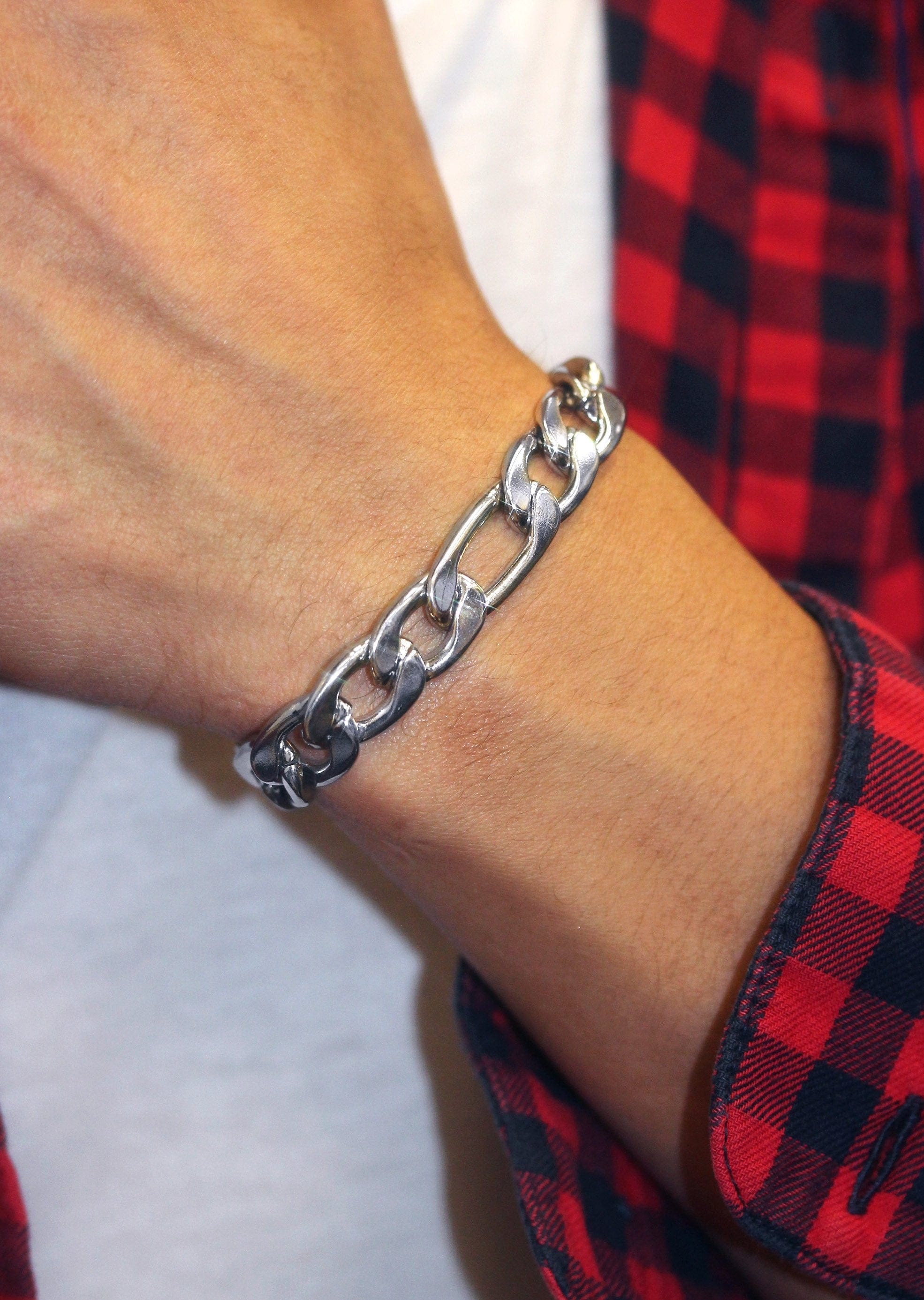 manufacturer 30 White Gold Plated Figaro Bracelet