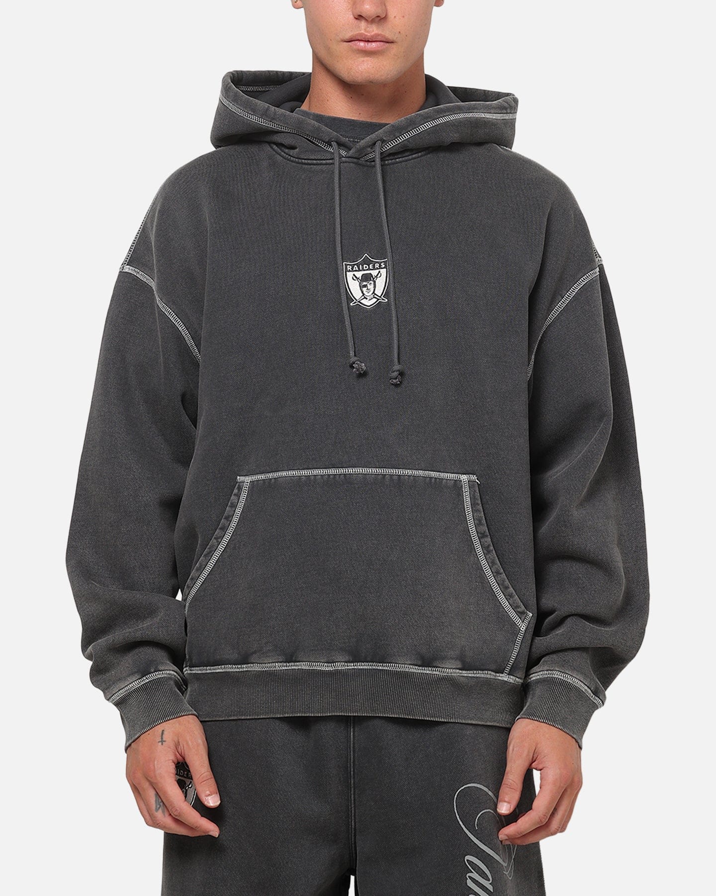Mitchell & Ness Las Vegas Raiders Star Script Hoodie Washed Black
