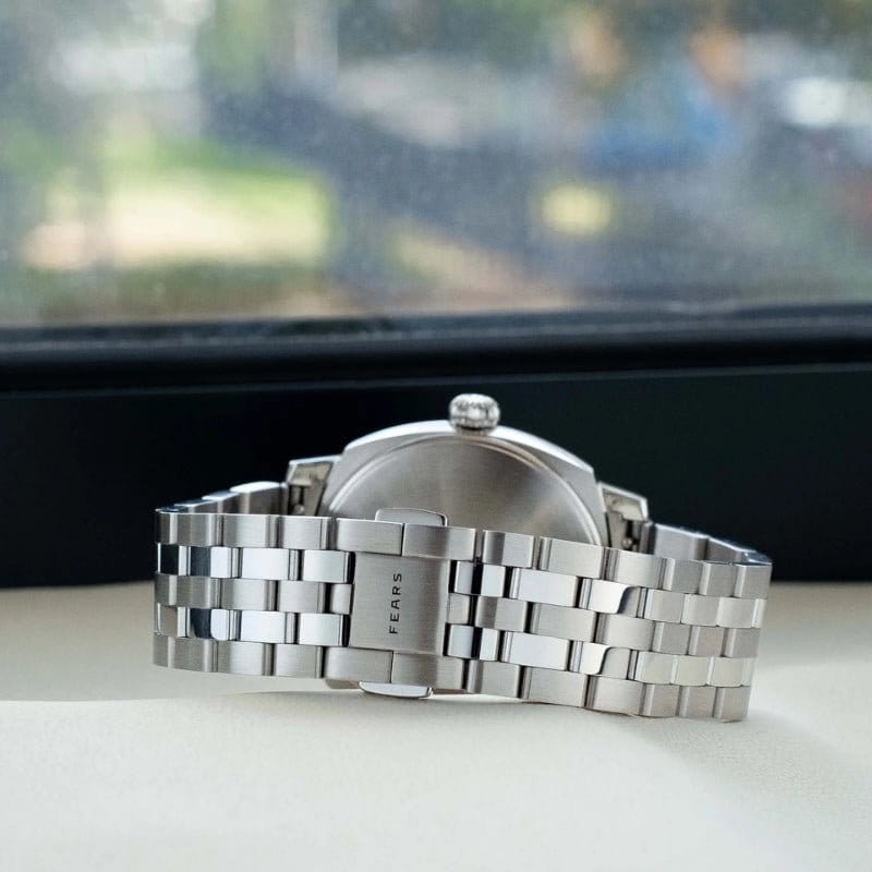 Fears Brunswick 40 Aurora on Bracelet