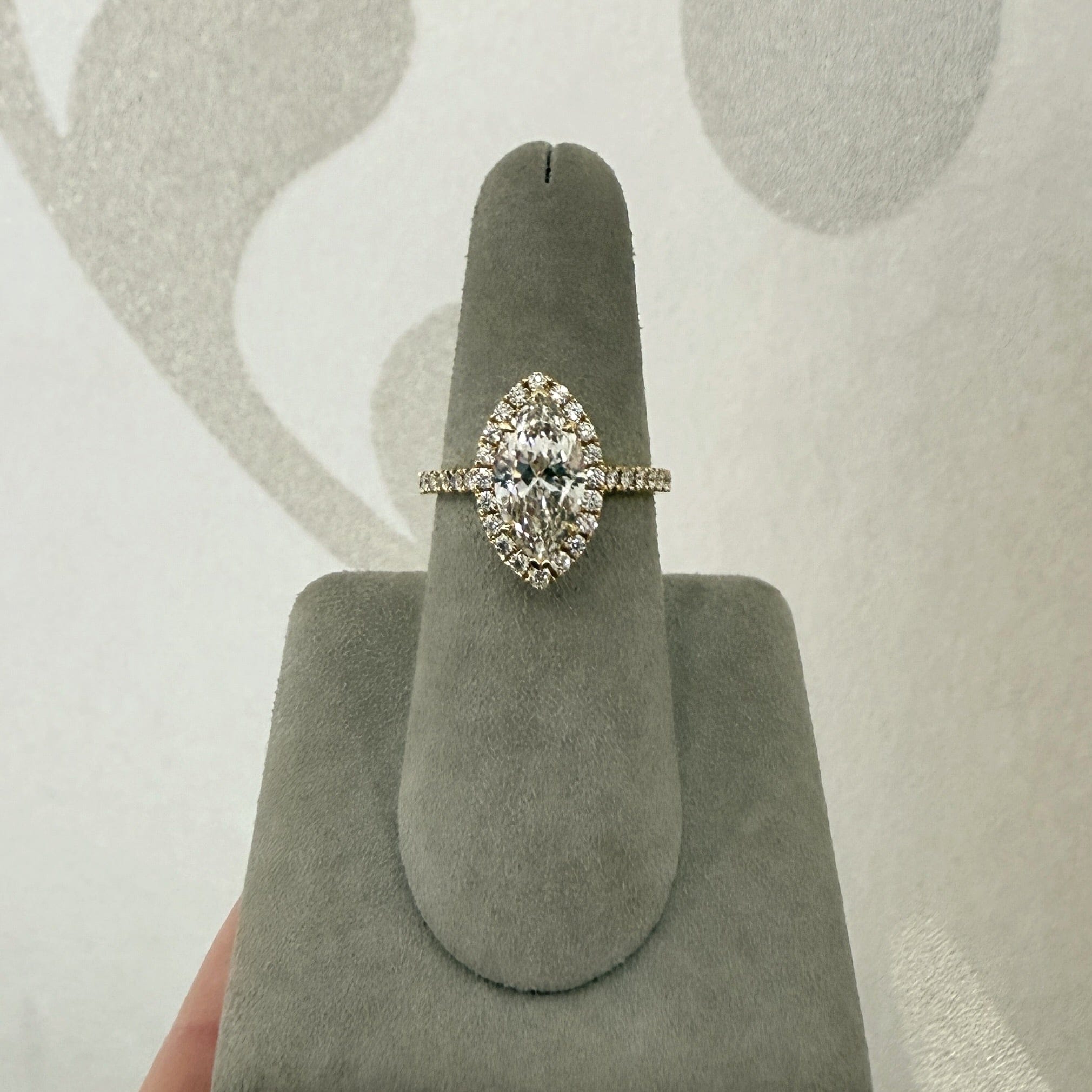 Moyer Collection 18K Yellow Gold Marquise Halo Complete Engagement Ring - 020541