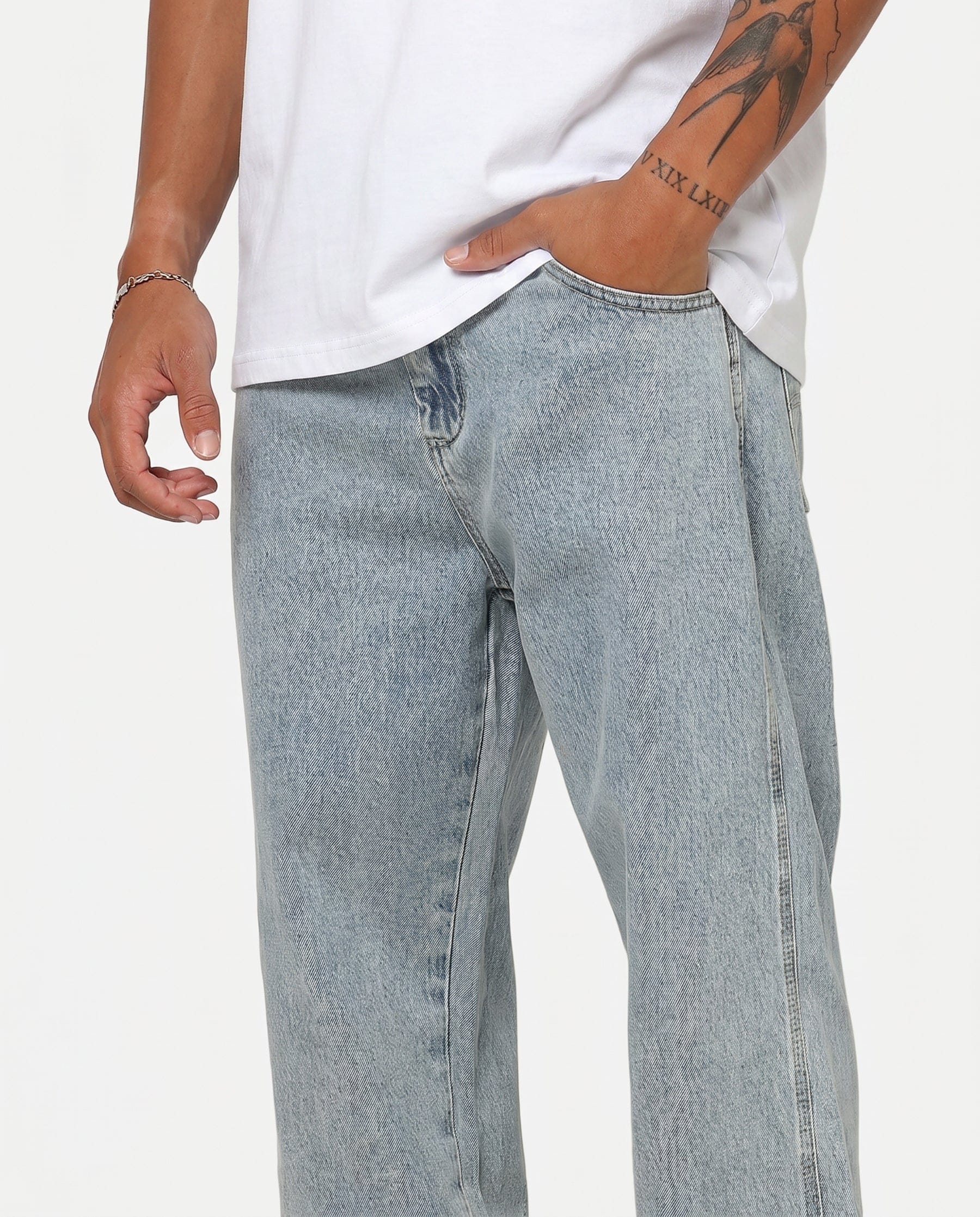 Worship Lounger Jeans Worship Worn Blue