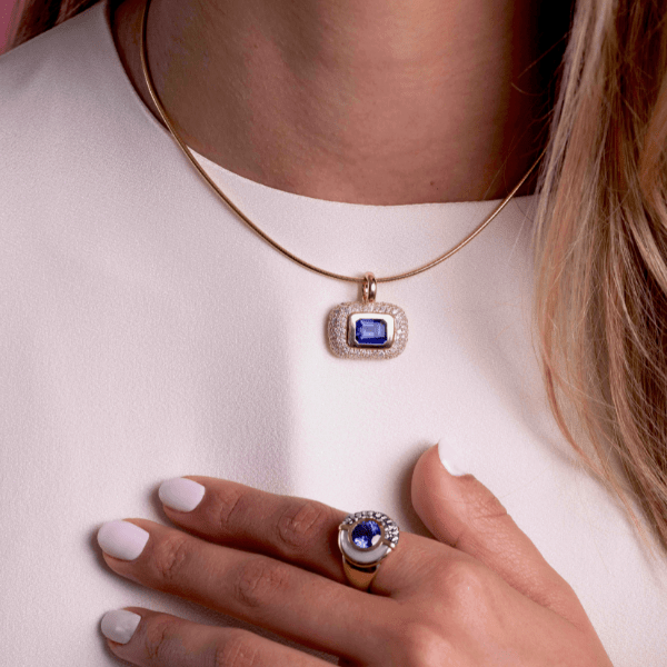 Mason & Books 14K Yellow Gold Tanzanite, Mother of Pearl & Black Rhodium Sugar & Spice Ring - SSCR021