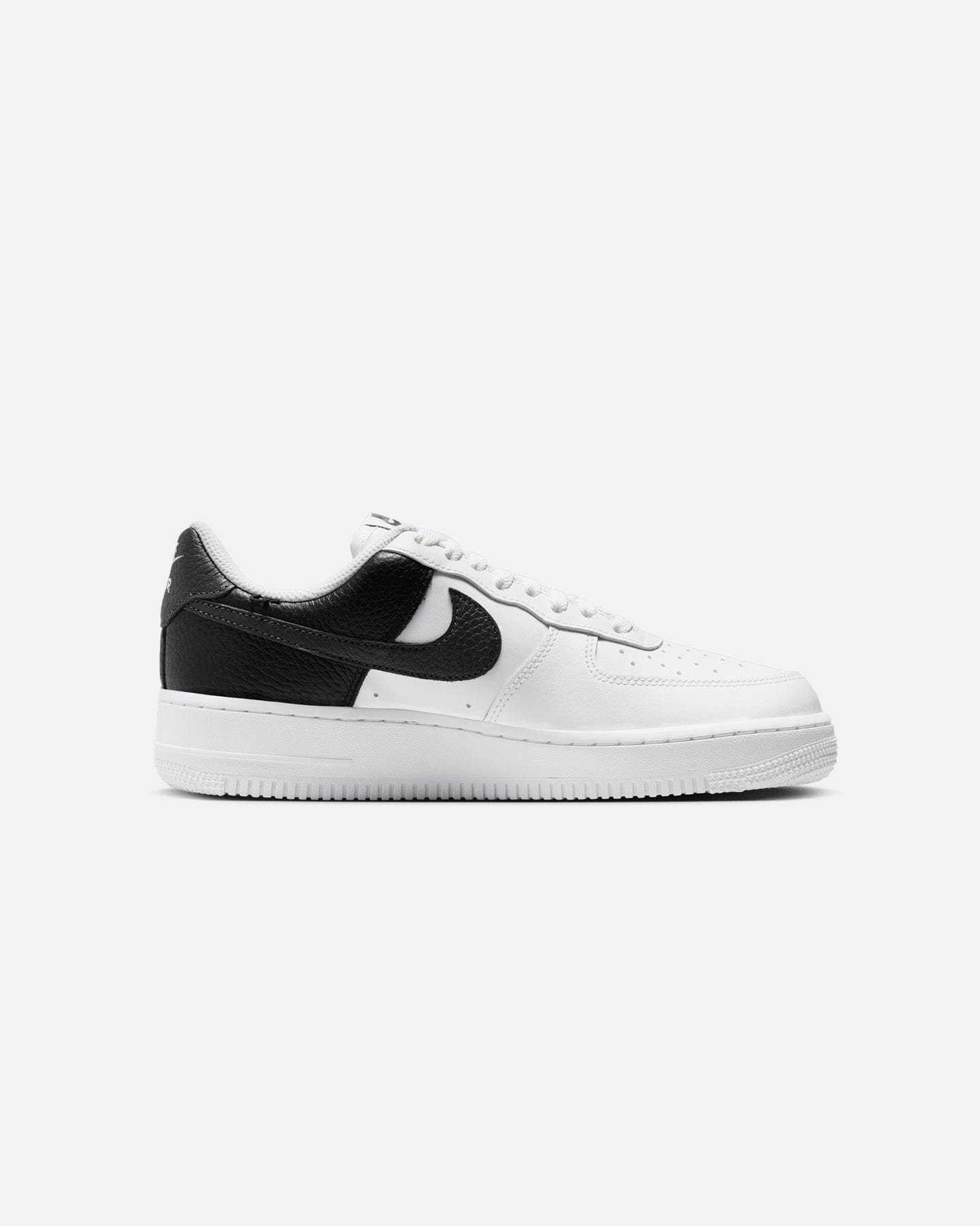 Nike Women's Air Force 1 '07 Black/White