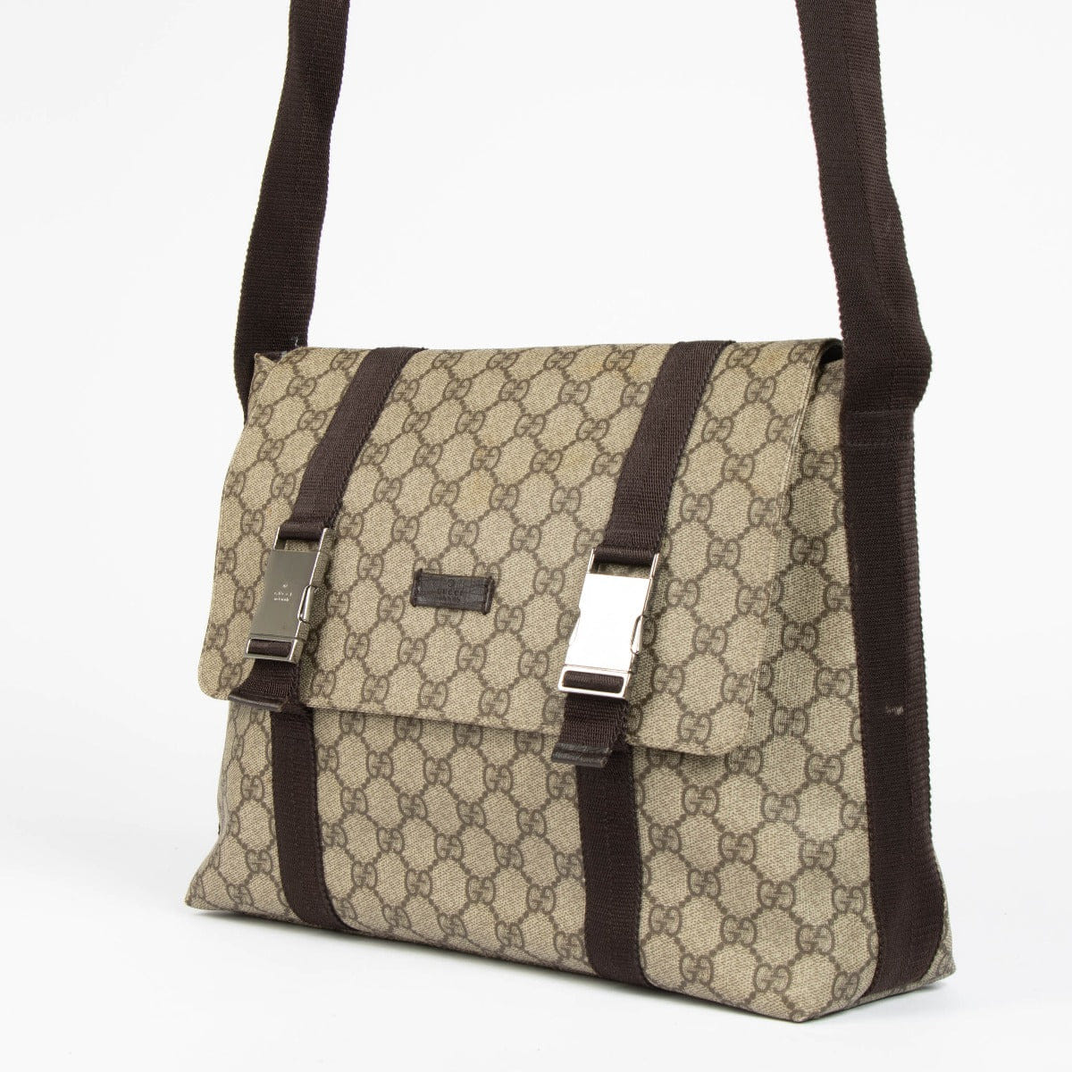 Gucci GG Supreme Canvas Messenger Bag