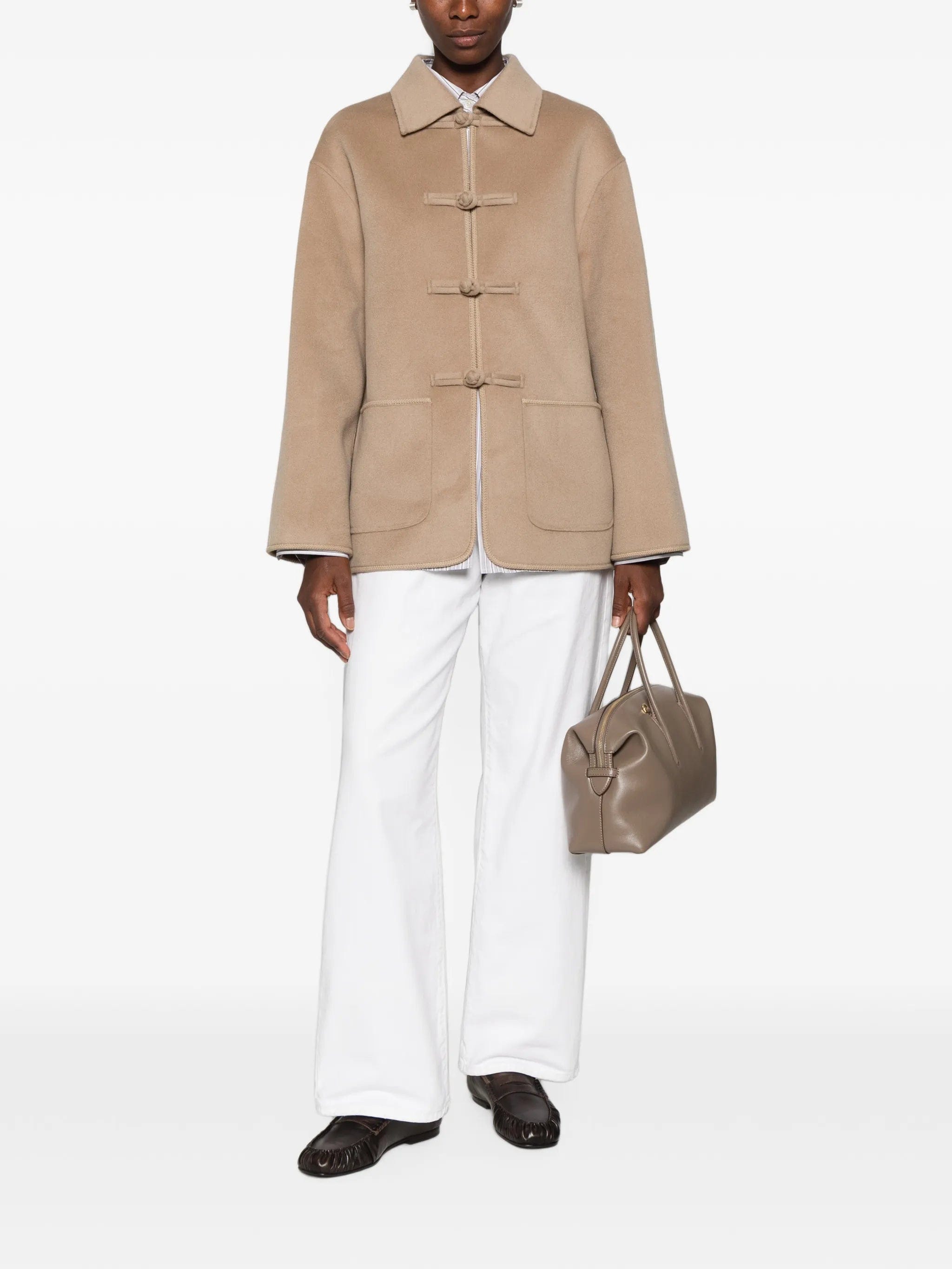 Róhe mandarin-fastening jacket