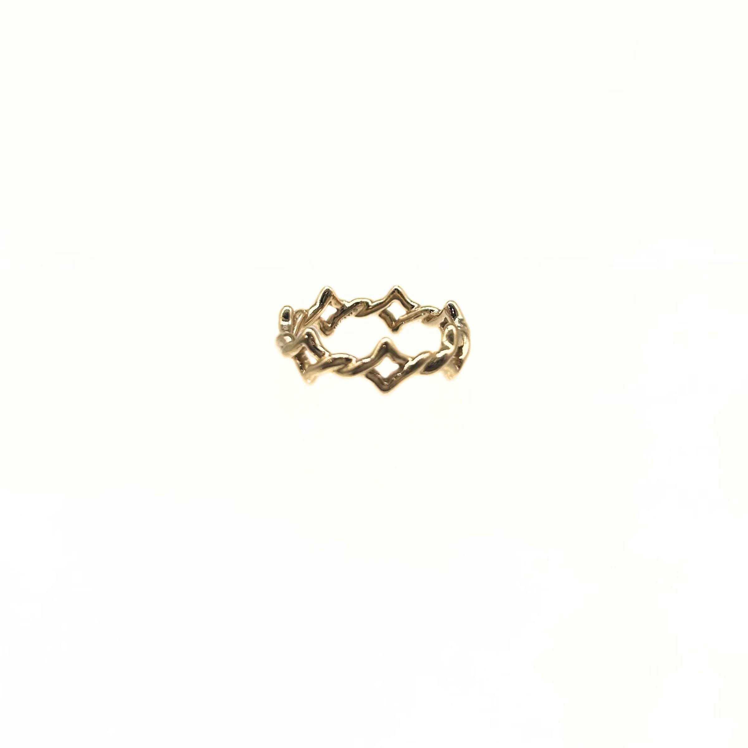 David Yurman Venetian Quatrefoil Stacking Ring 18K Gold