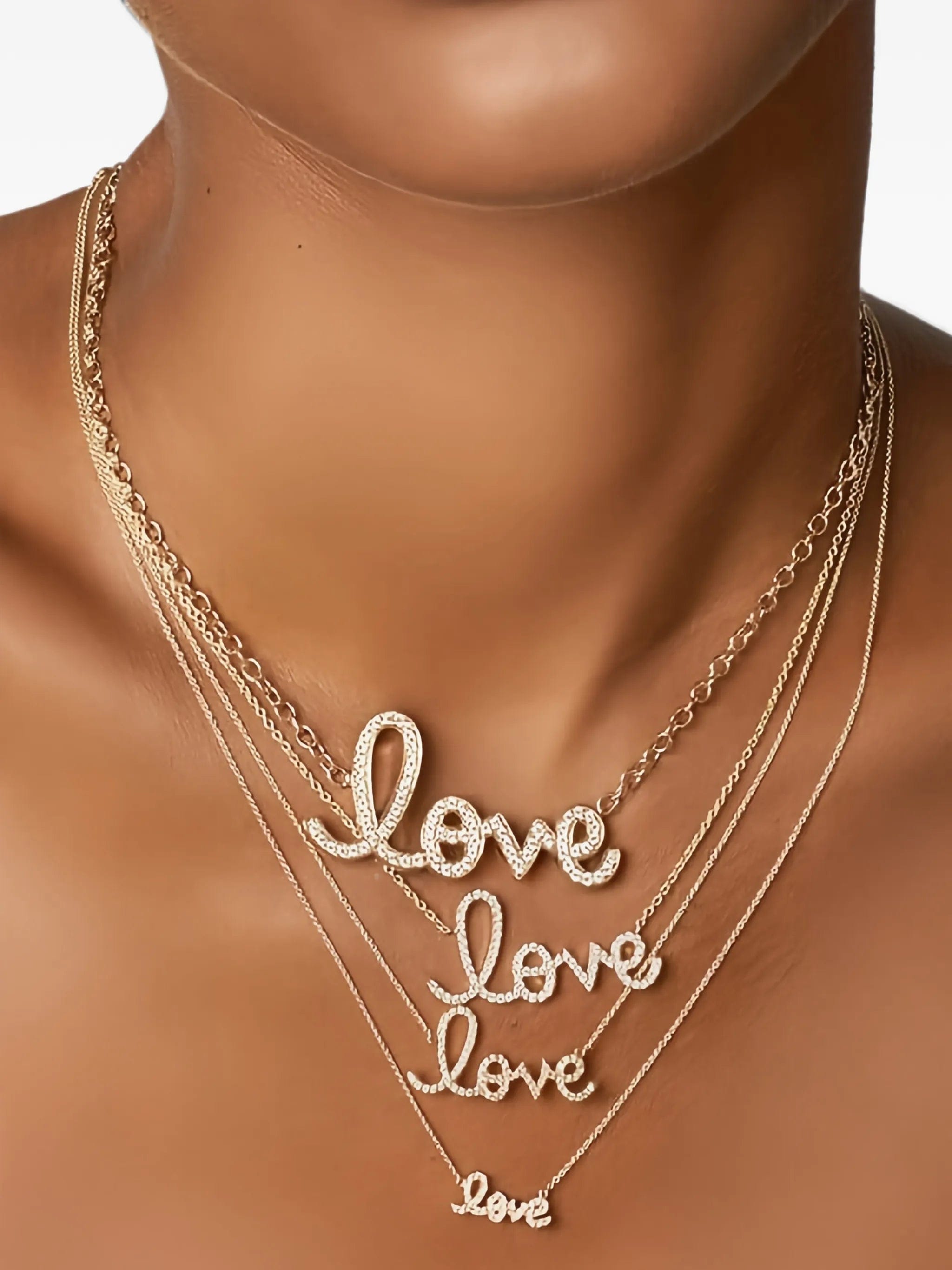 Sydney Evan love diamond necklace