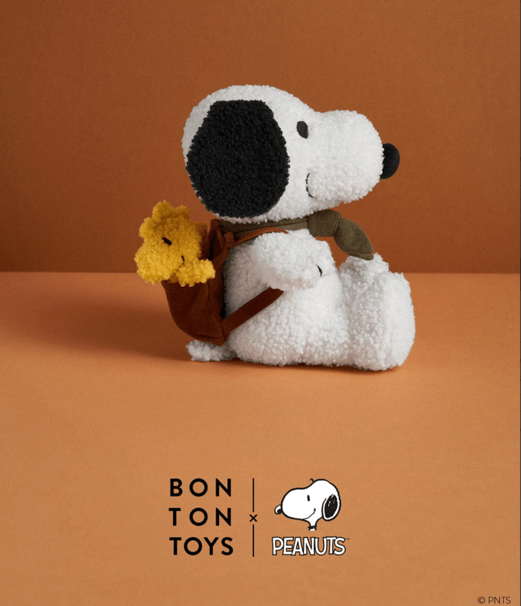 Bon Ton SNOOPY 8 inch plush with Woodstock in Backpack