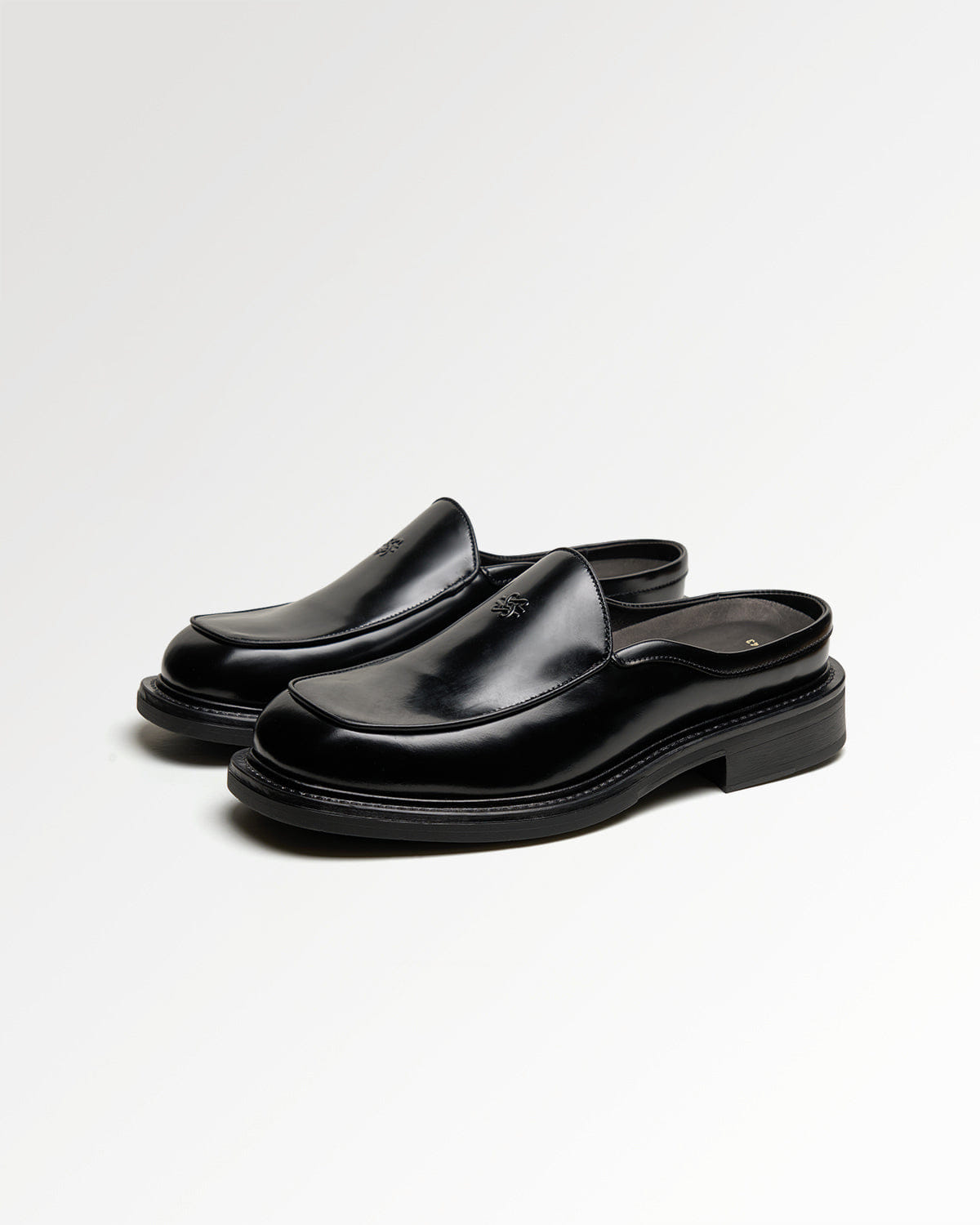 Trend Maven Square Mule Polido Black