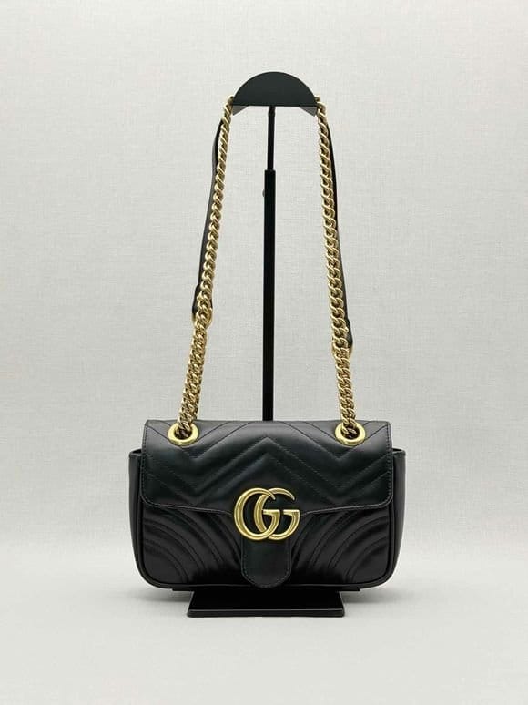 GUCCI GG Marmont Black Chevron Quilted Shoulder Bag