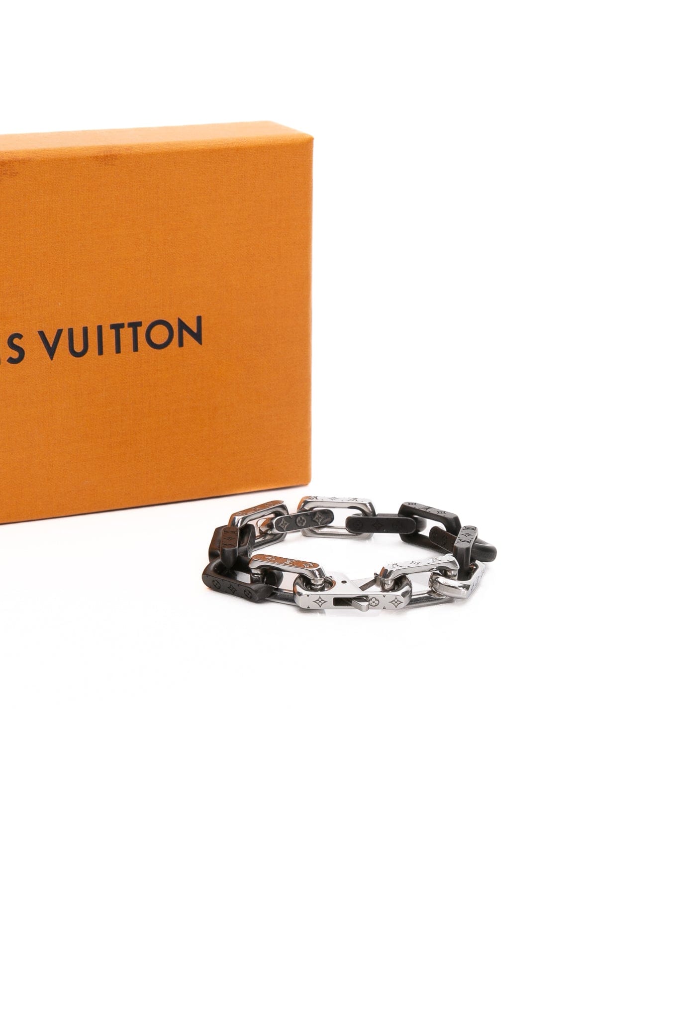 LOUIS VUITTON Monogram Chain Bracelet