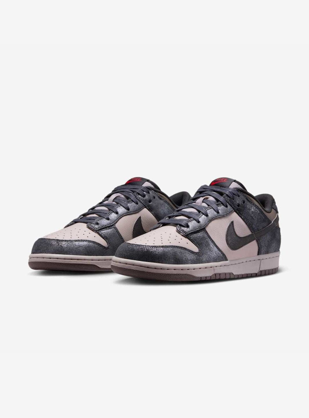 Nike Dunk Low Retro NYC CBGB