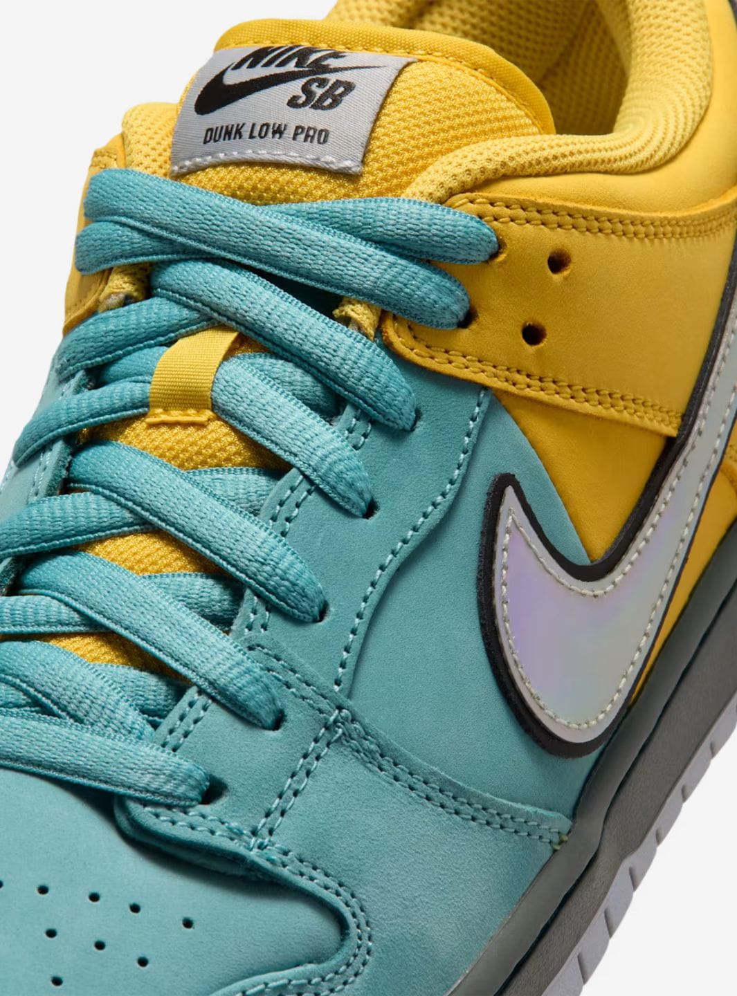 Nike SB Dunk Low Pro Muni Lightning Denim Turquoise