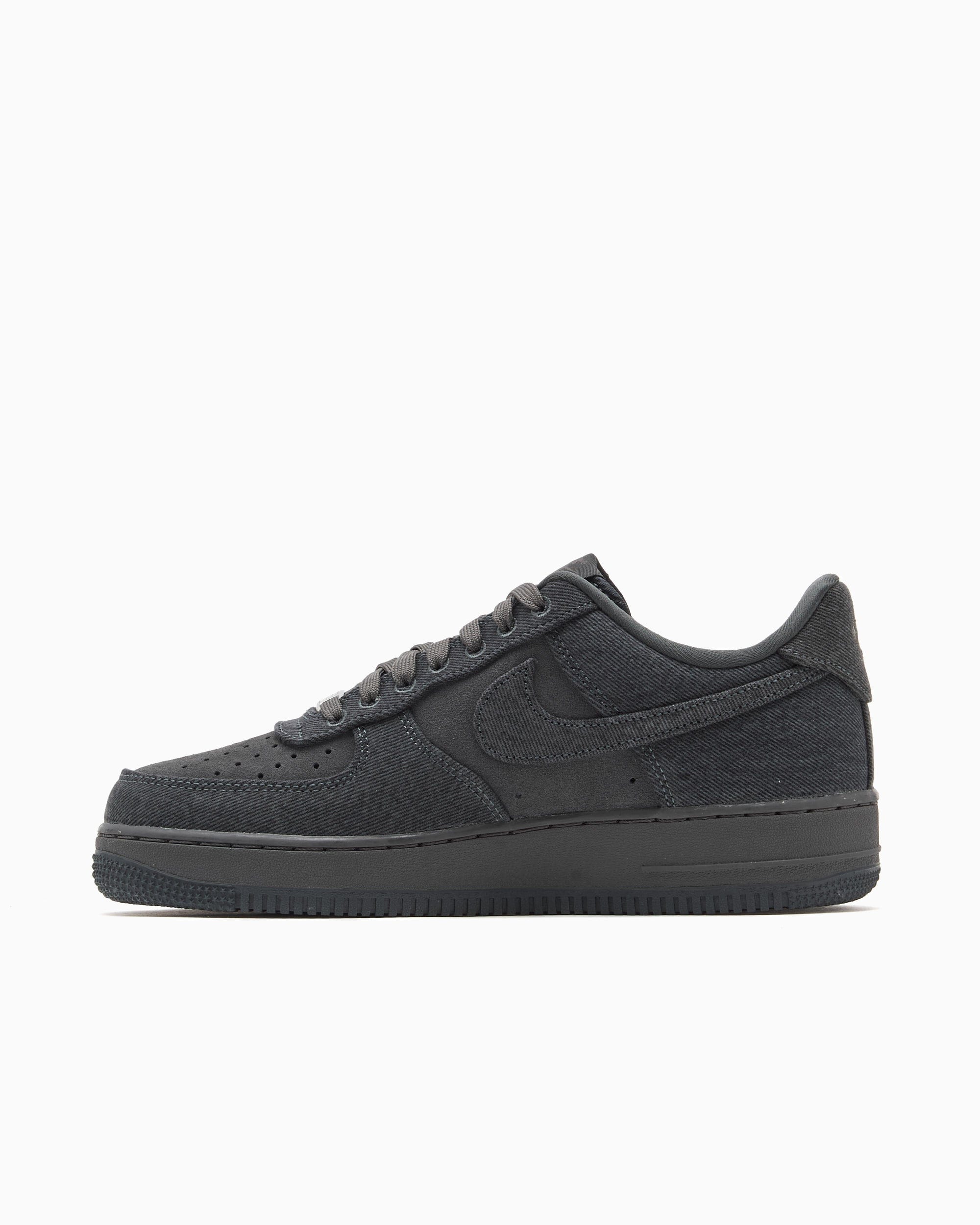 Nike Air Force 1 '07 LV8 "Denim"