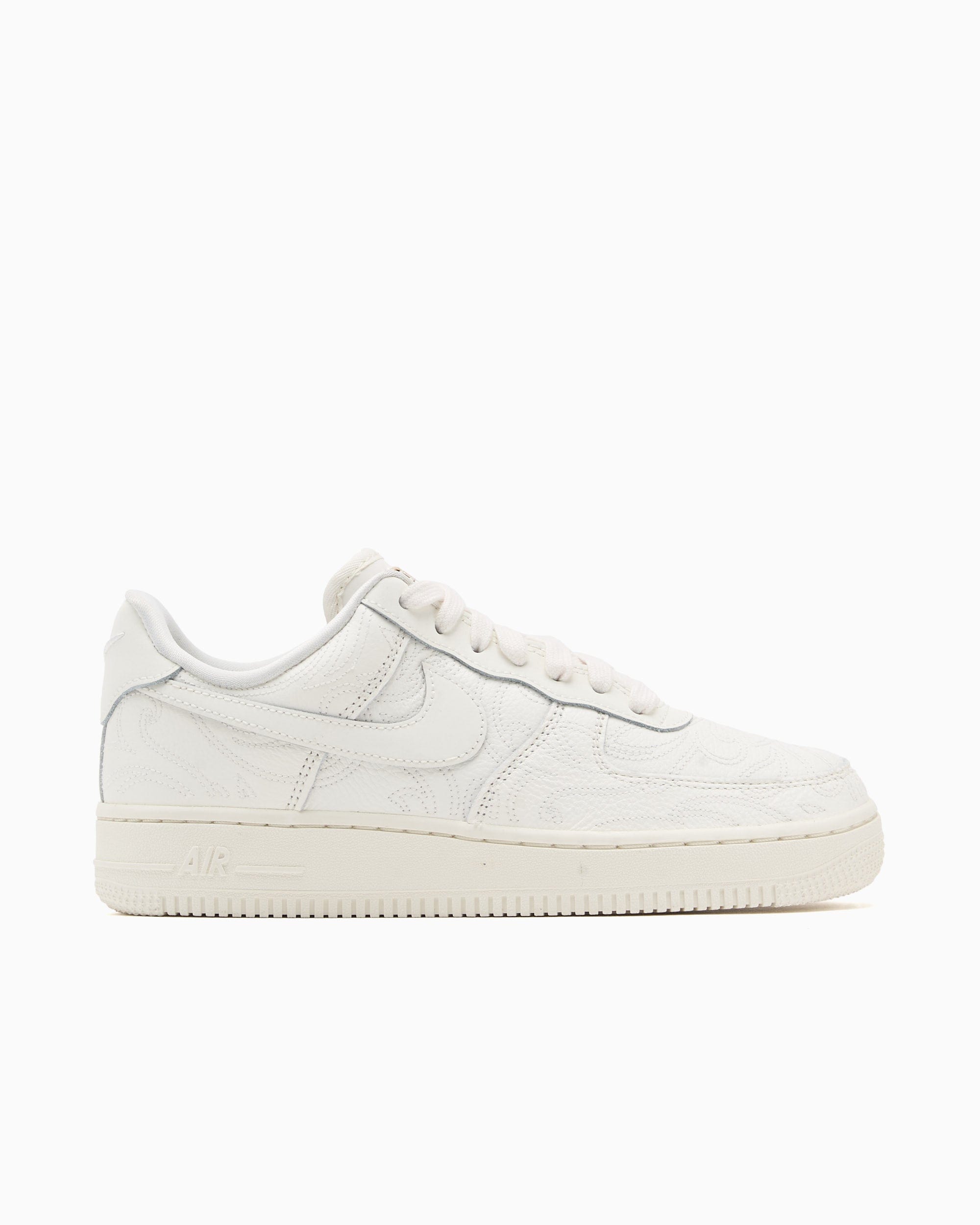 Nike Women's Air Force 1 '07 Premium