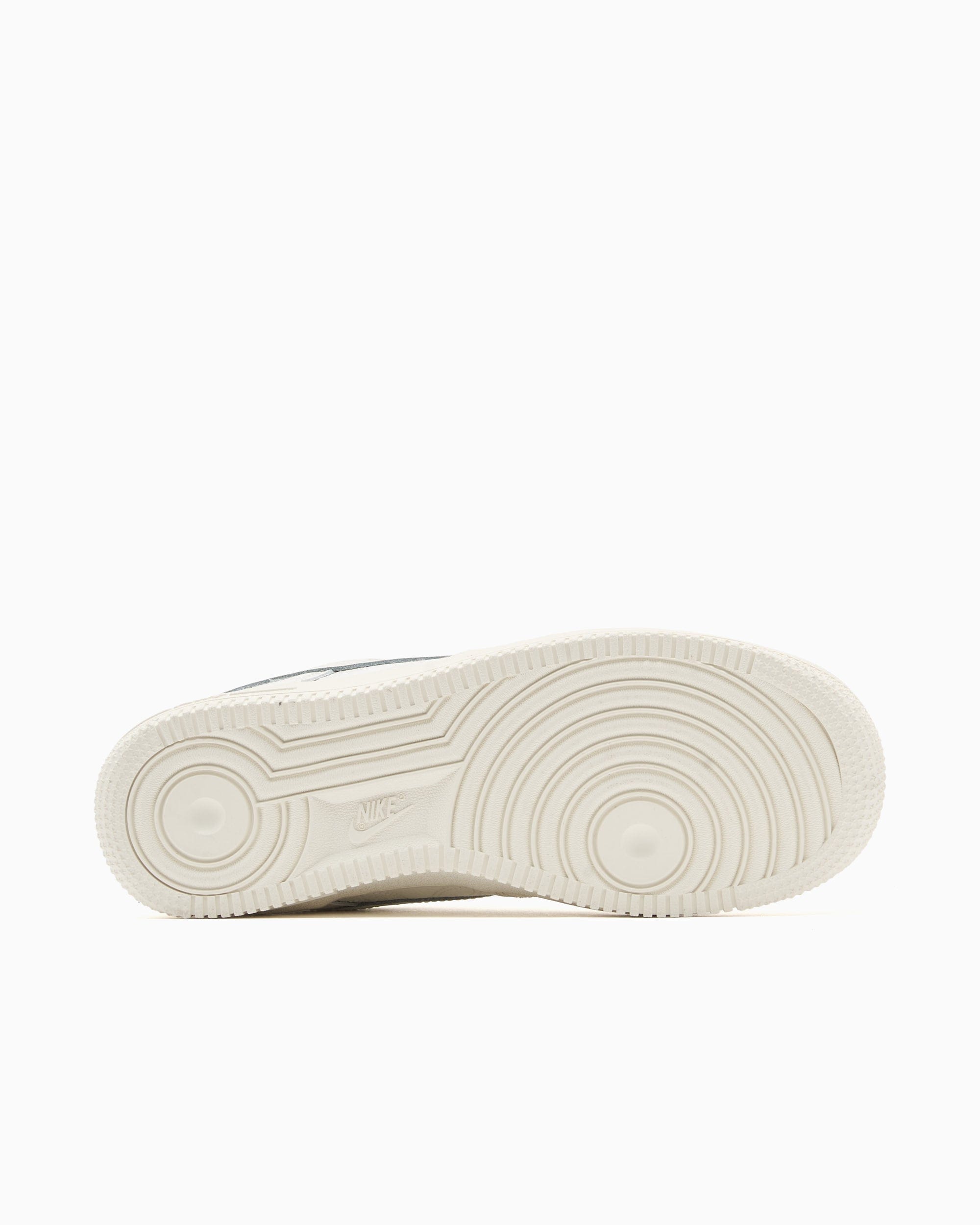 Nike Women's Air Force 1 '07 Premium