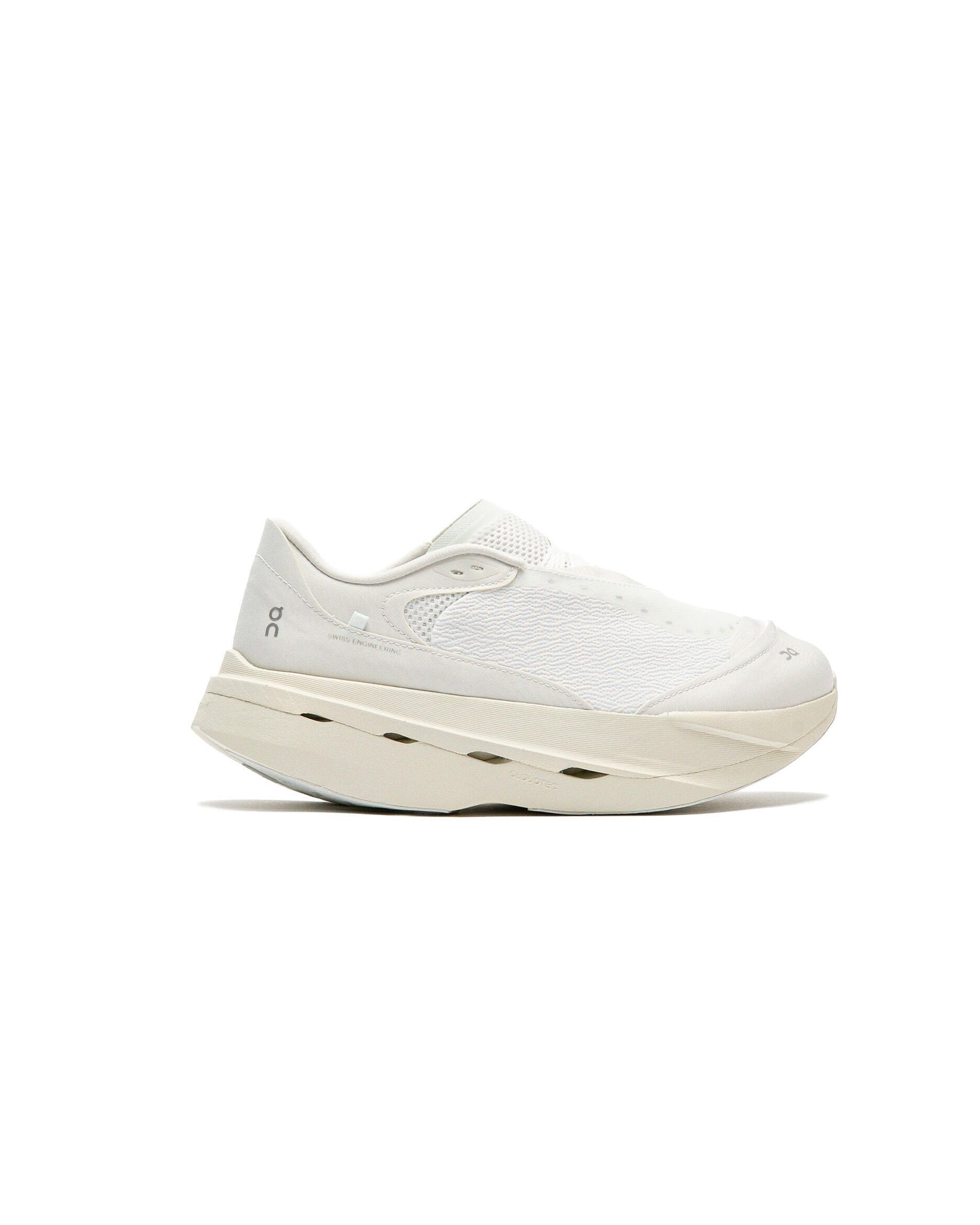 On Running x PAF WMNS Cloudboom Volt