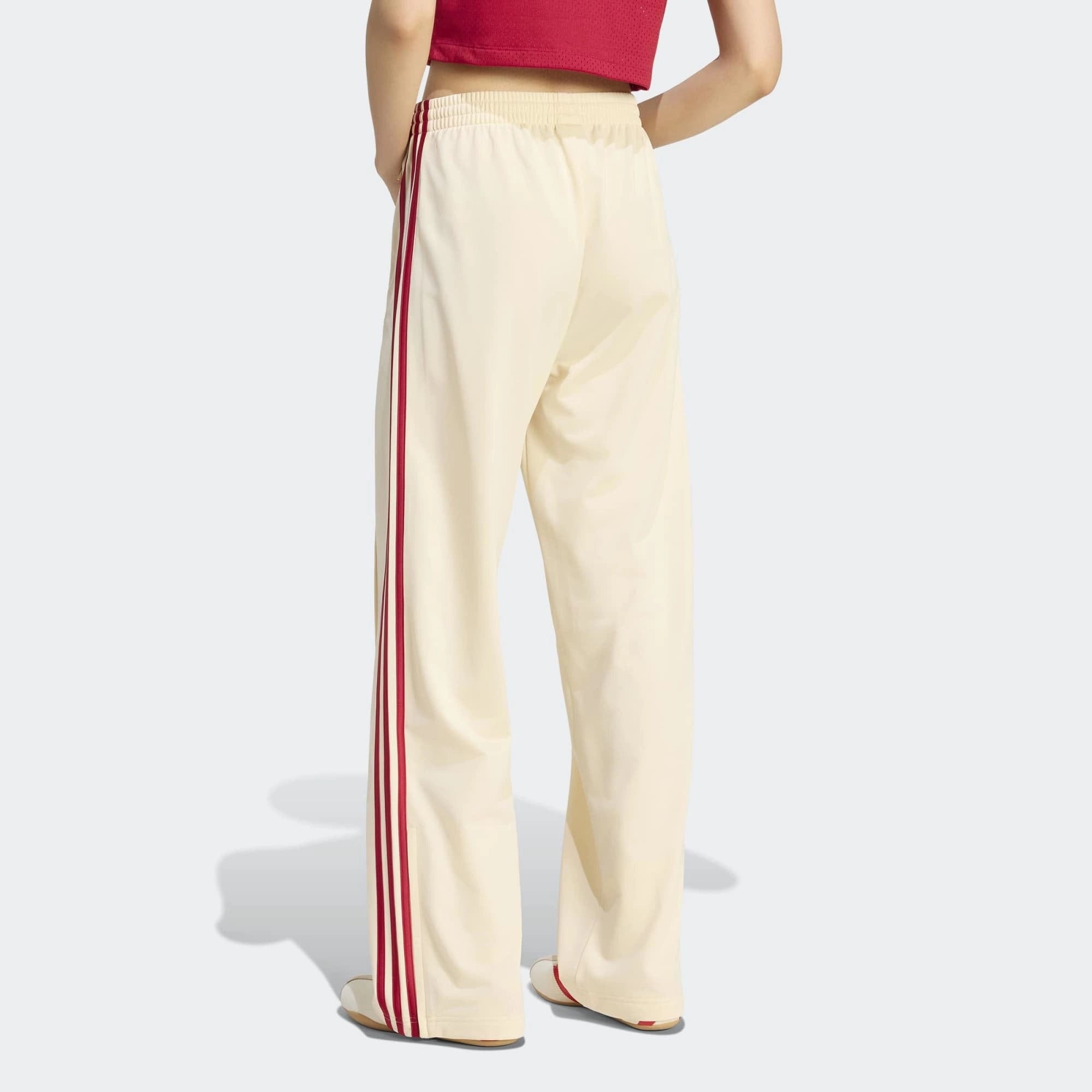 adidas Originals Firebird Loose Damen Track Pants – Warm Vanilla / Team Victory Red
