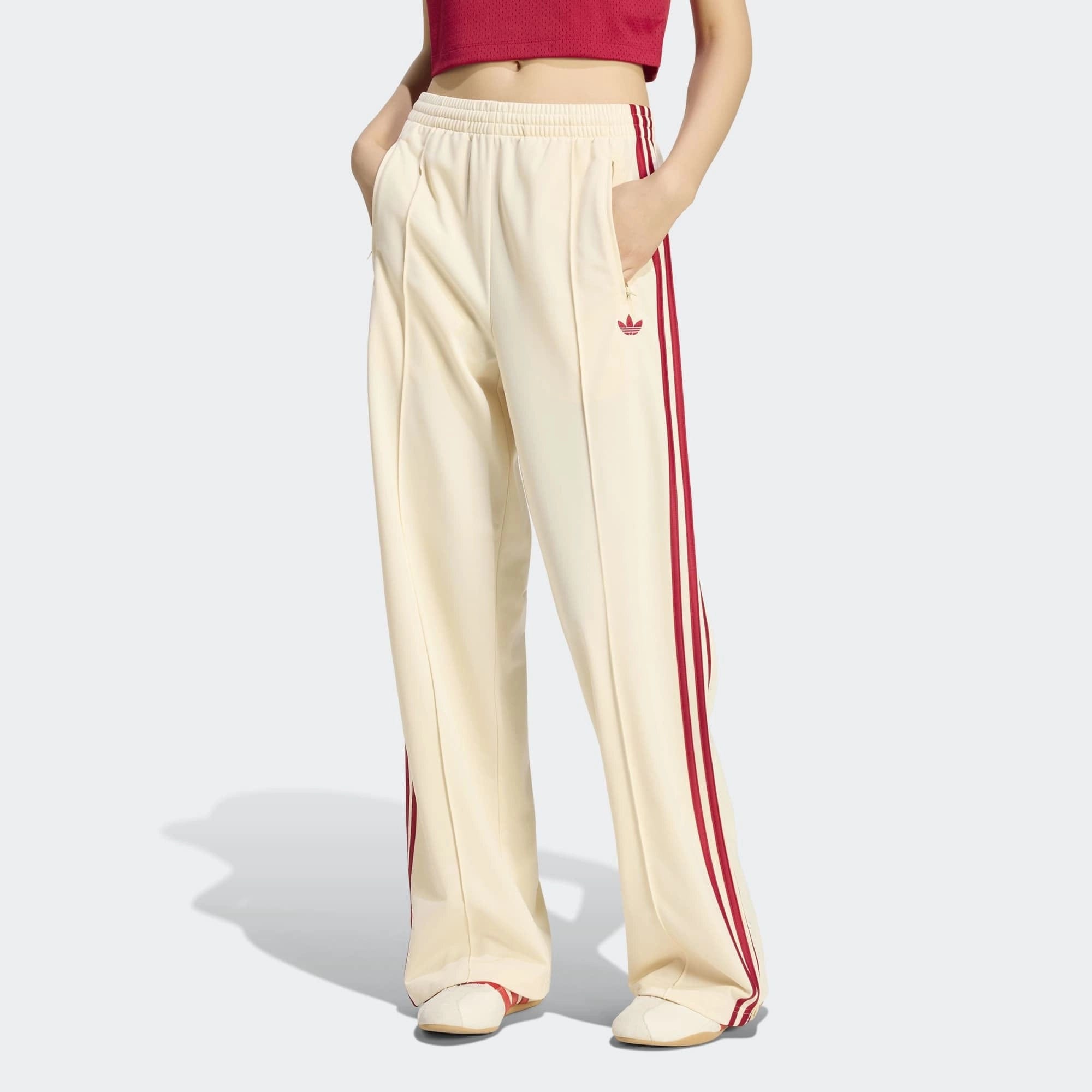 adidas Originals Firebird Loose Damen Track Pants – Warm Vanilla / Team Victory Red