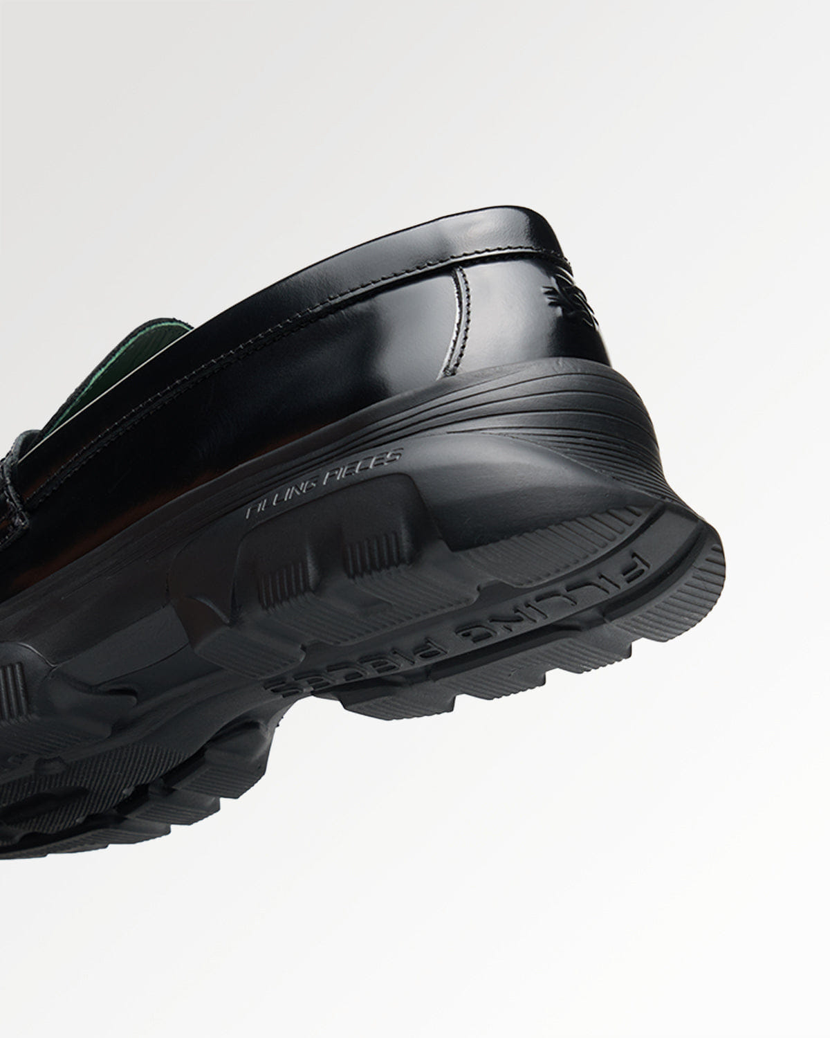 Entry Luxury Hybrid Loafer Polido Black