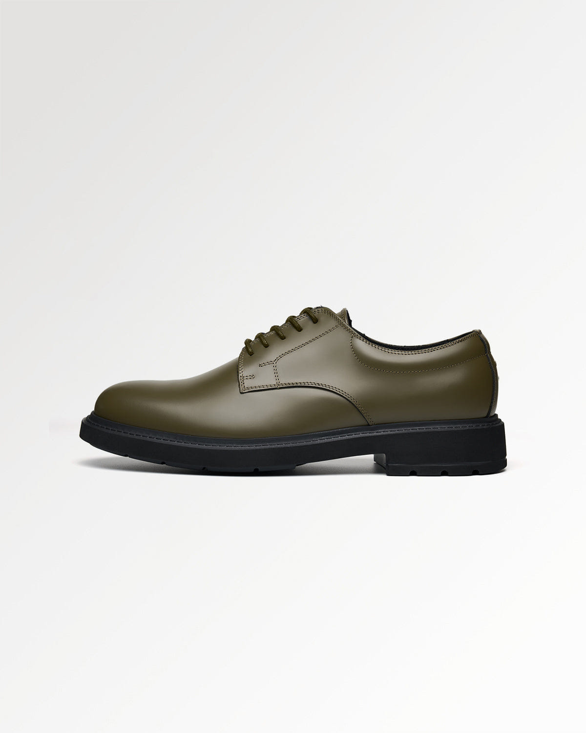 Visionary Clean Derby Polido Green
