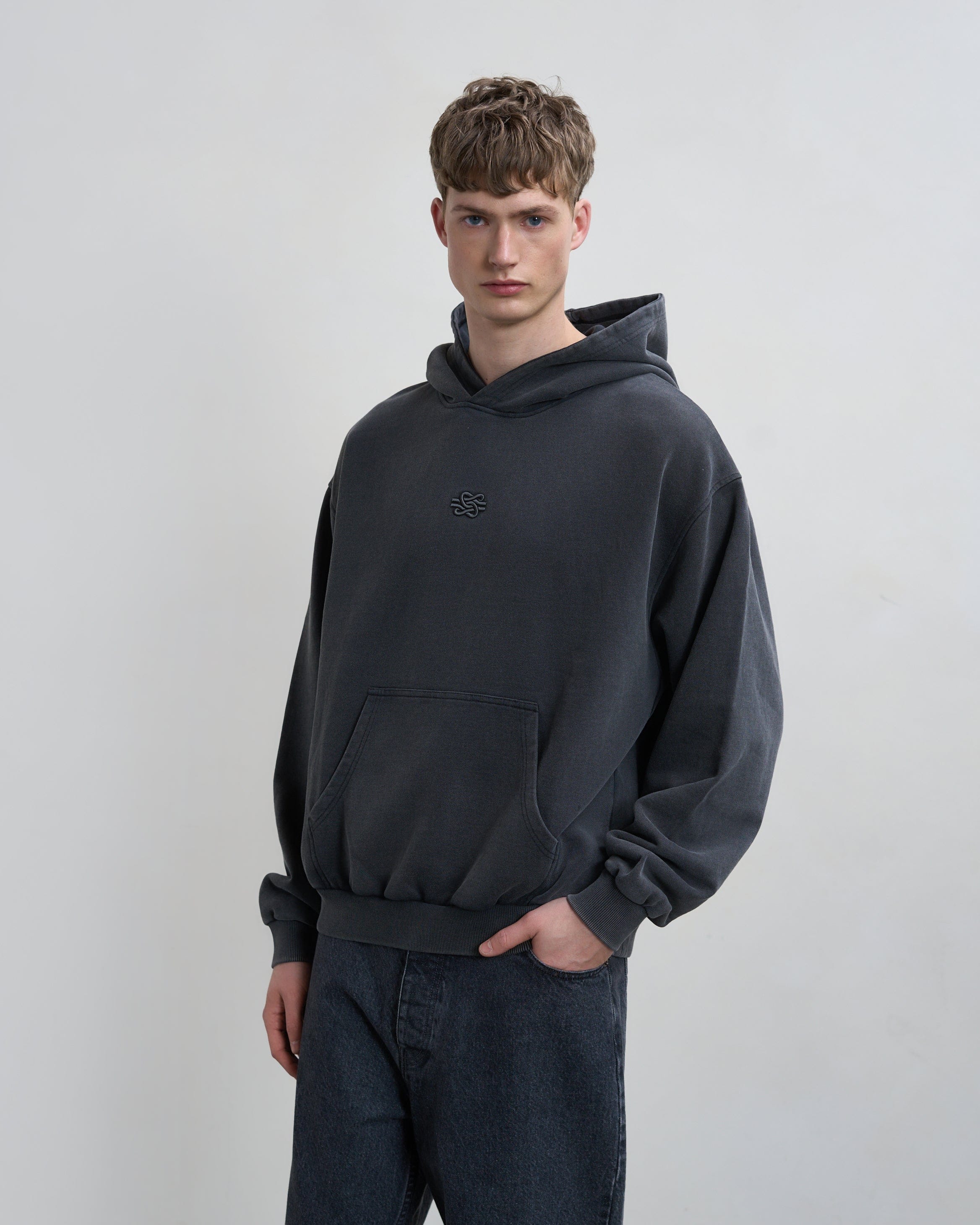 Trend Maven Hoodie Boxy Embroidered Vintage Black