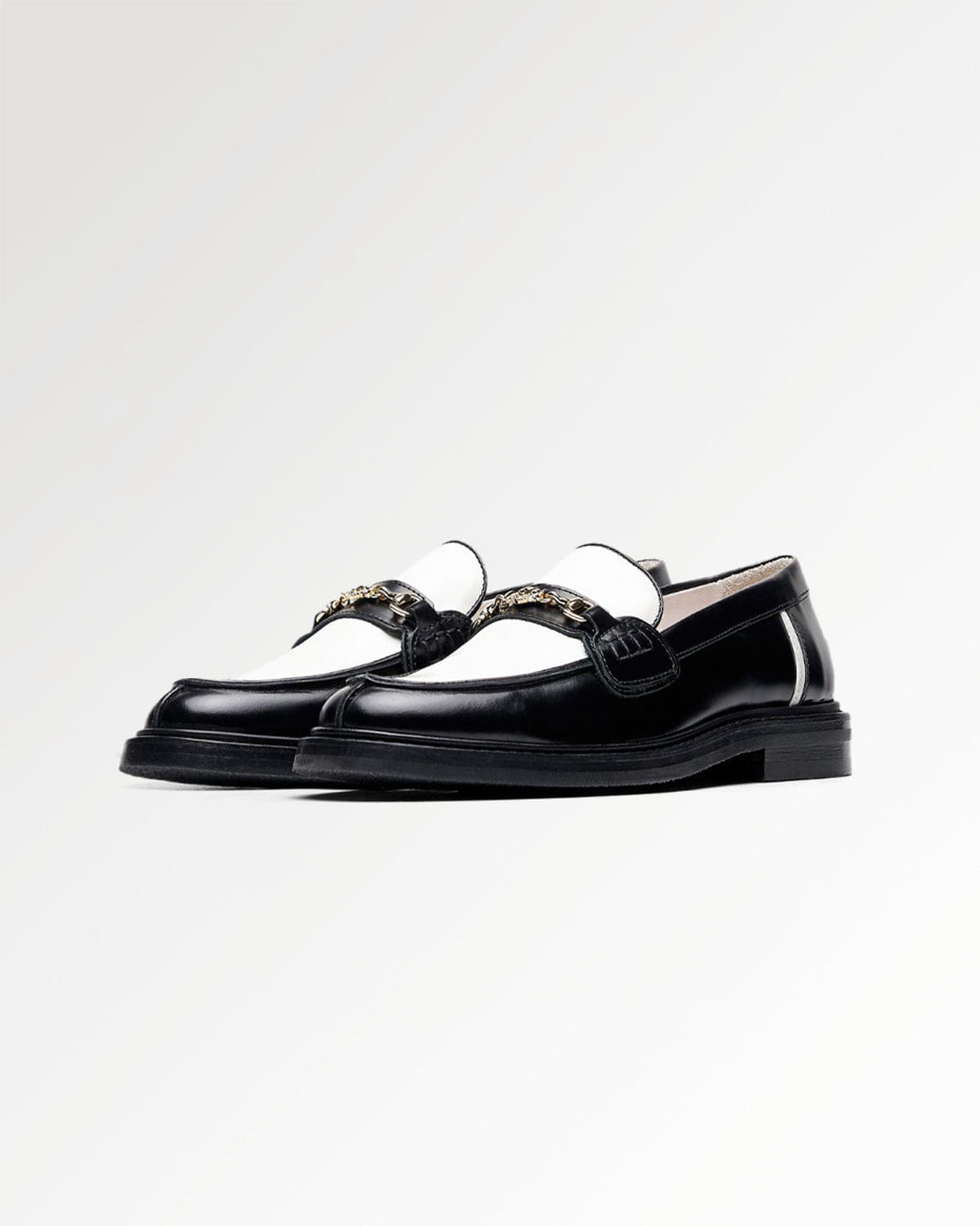 Visionary Loafer Polido White / Black