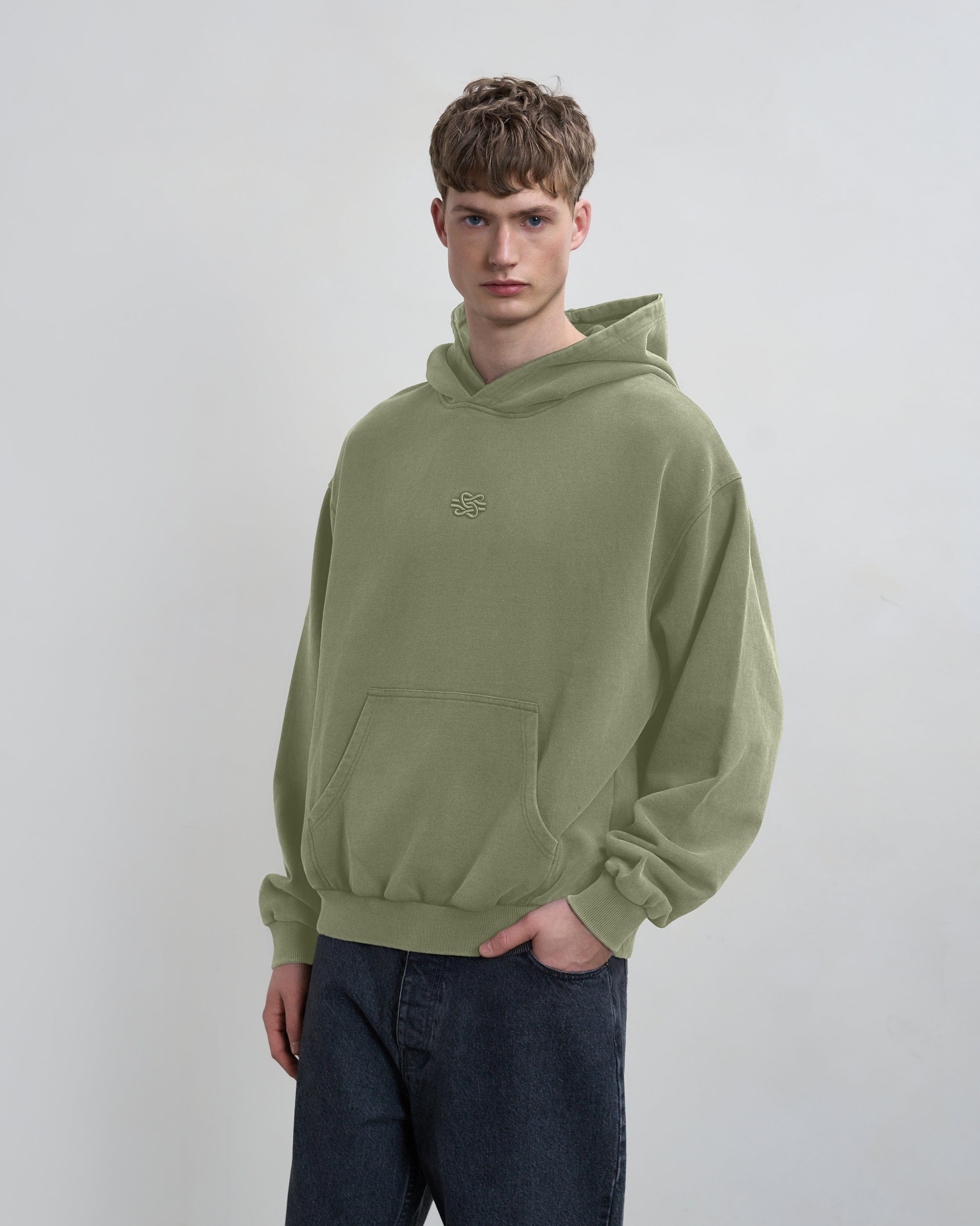 Trend Maven Hoodie Boxy Embroidered Tea