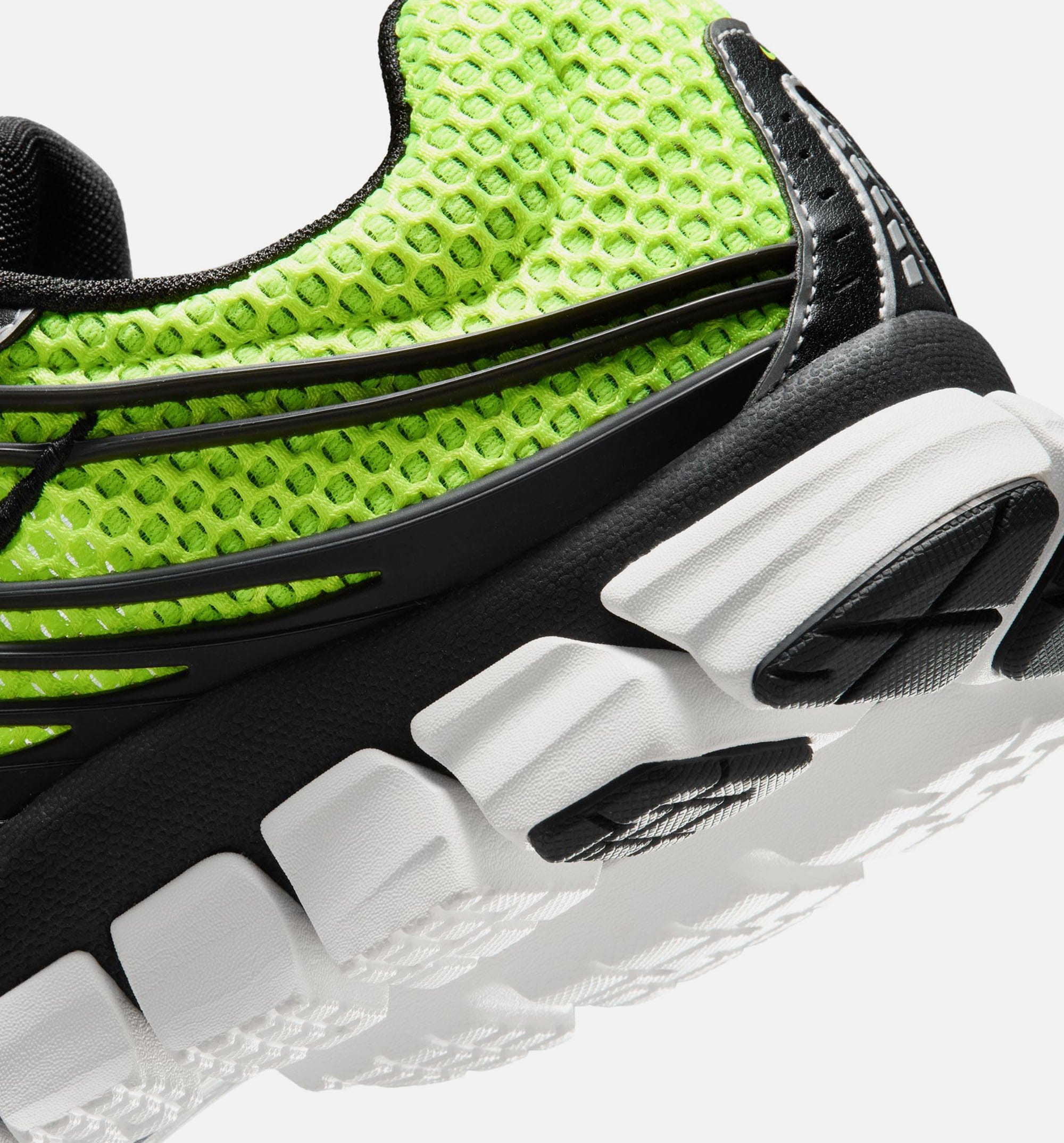 Nike Zoom Skylon 11 Mens Running Shoe - Volt/Metallic Silver/Black/Light Smoke Grey