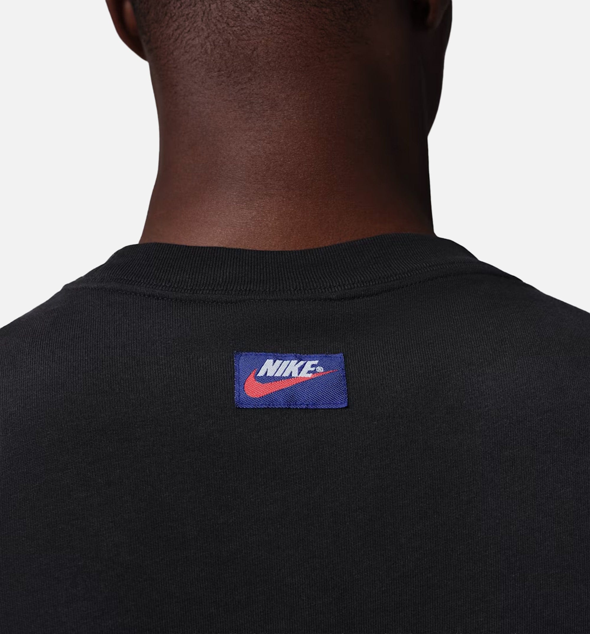 Air Jordan Flight Essentials Pocket Mens Short Sleeve Shirt - Black/University Red