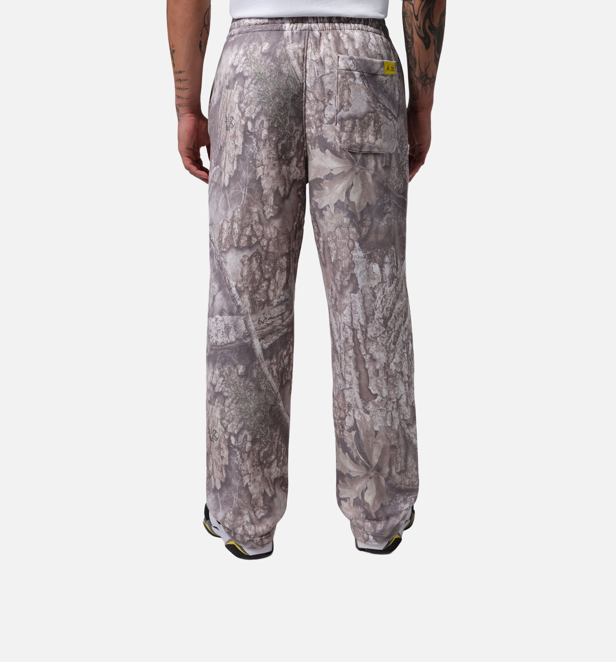 Air Jordan Brooklyn RealTree Open Hem Mens Pants - White/Bright Citron