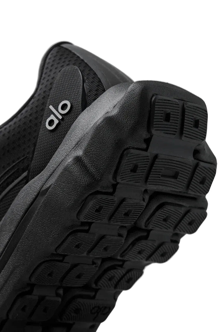 Alo Runner Sneaker Black -Preorder