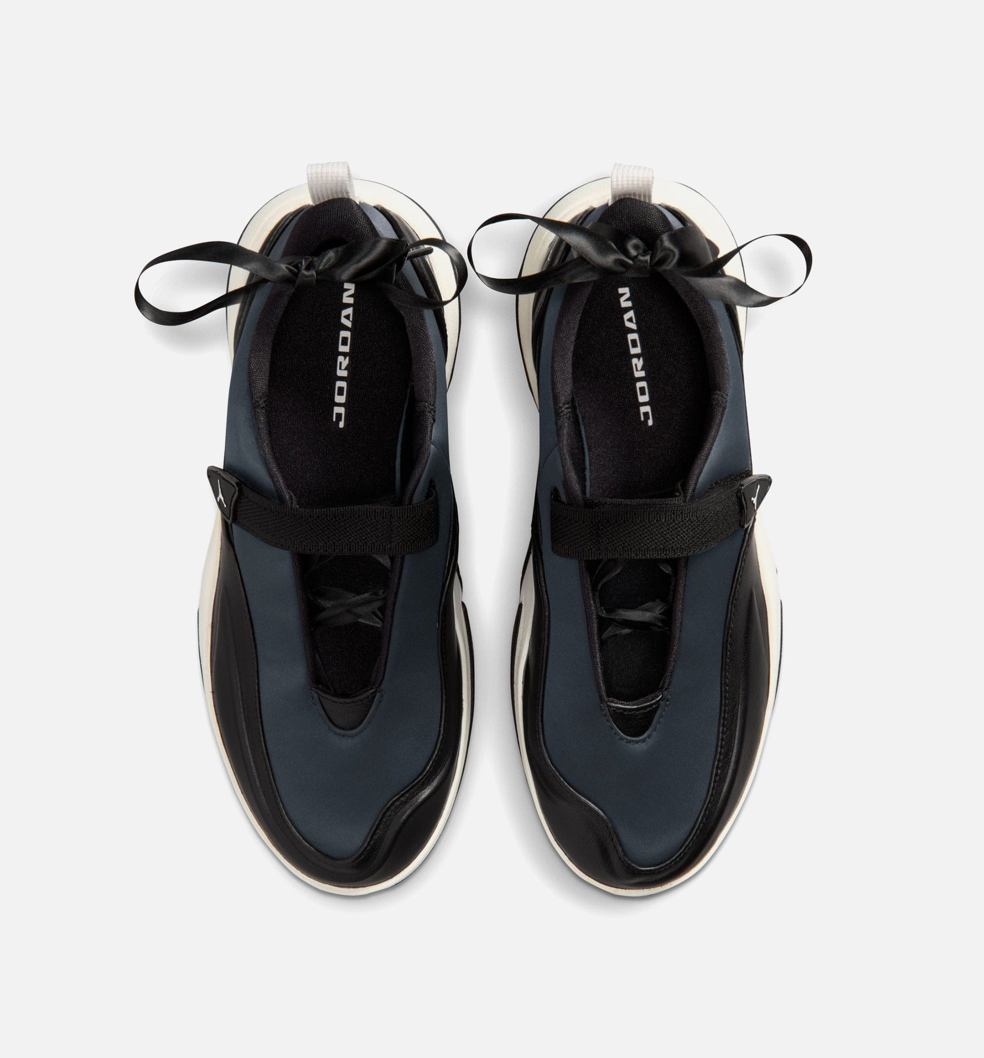 Air Jordan Pointe Womens Lifestyle Shoe - Black/Sail