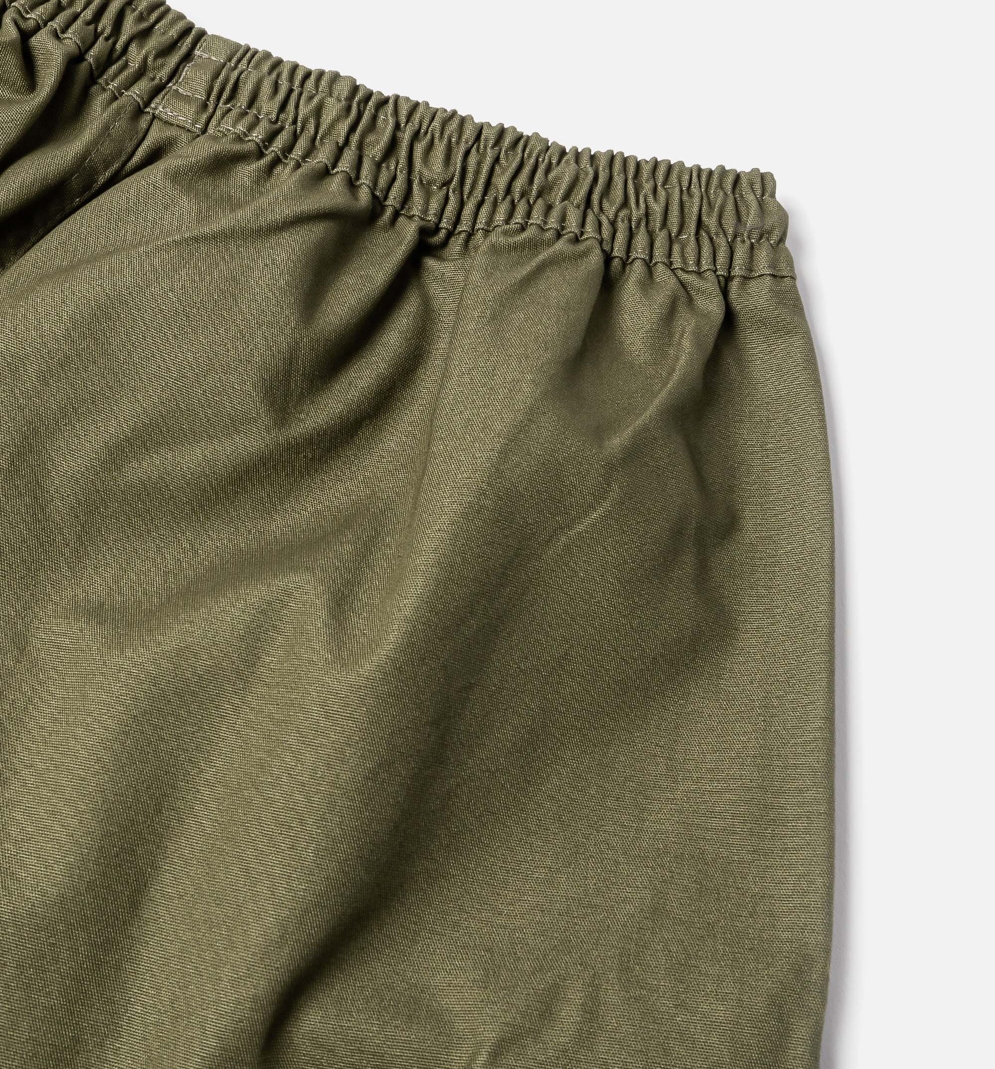 Nike Mid Rise Oversized Woven Cargo Womens Pant - Medium Olive/Sail