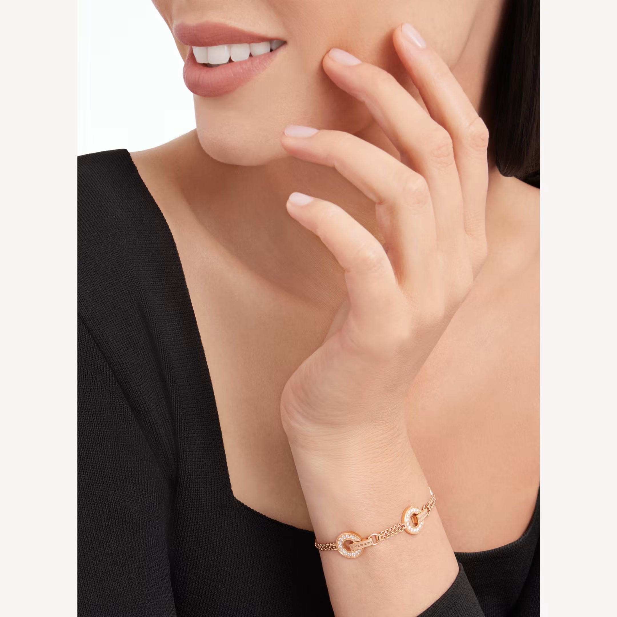 Bulgari Bulgari Bracelet in 18K Rose Gold with Pavé Diamond Size M/L