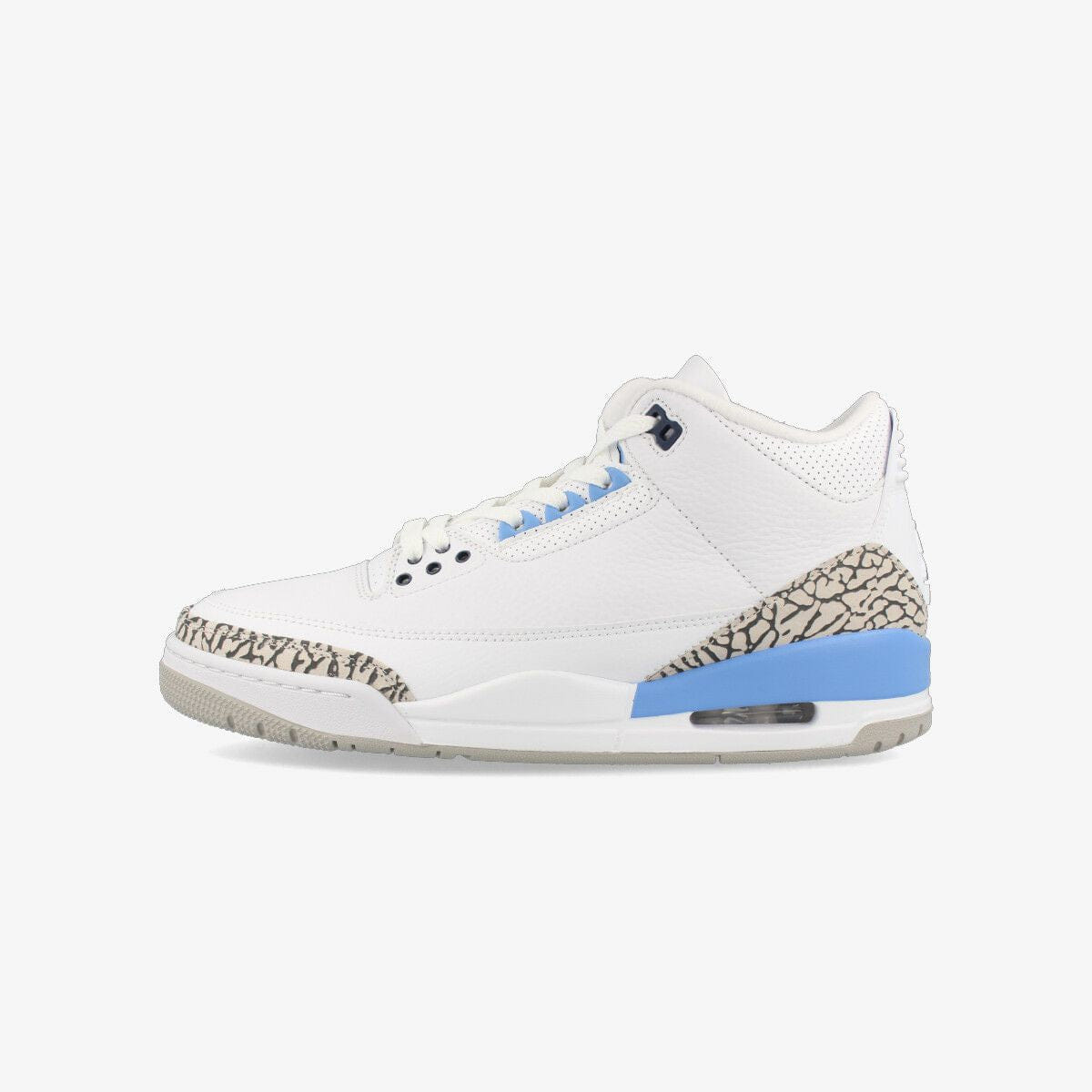 NIKE AIR JORDAN 3 RETRO -UNC-