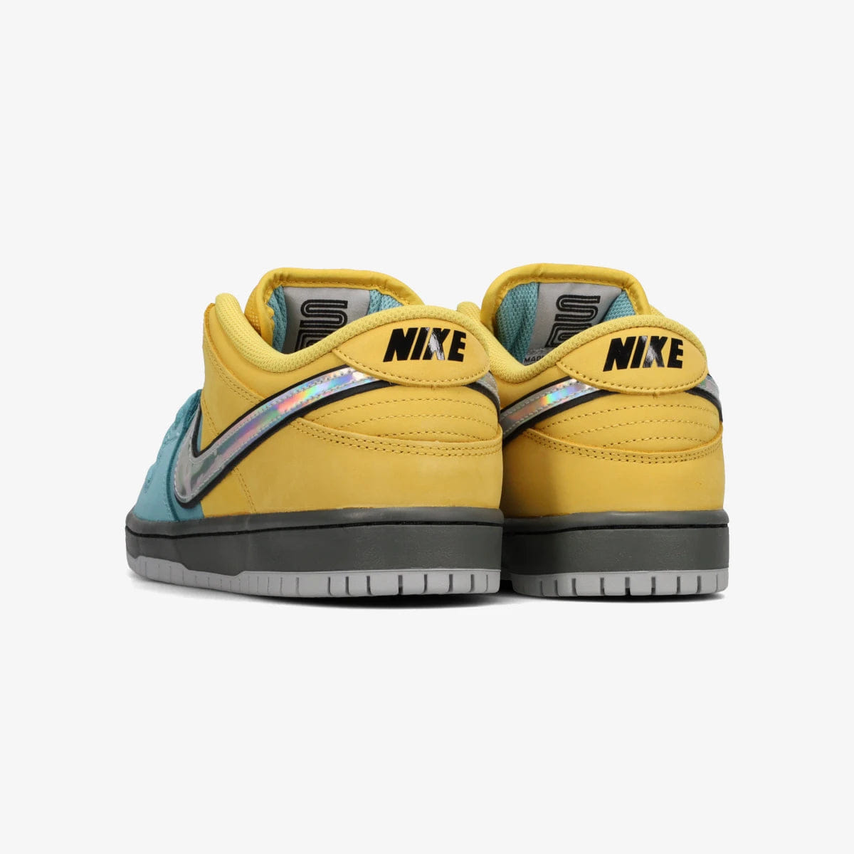 NIKE SB DUNK LOW PRO