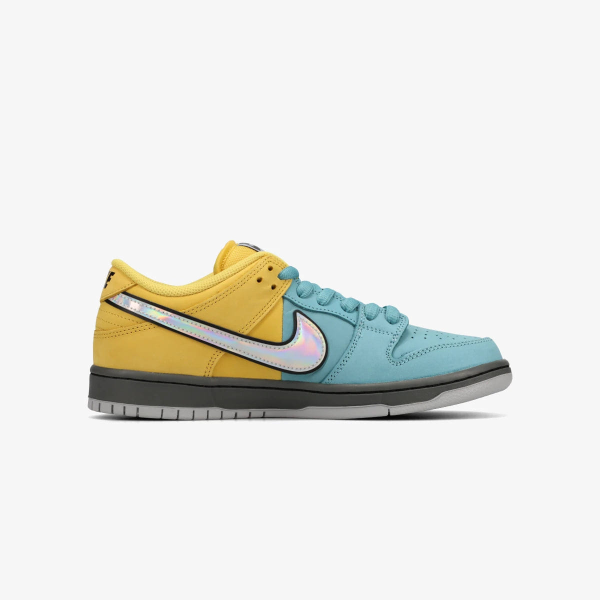 NIKE SB DUNK LOW PRO
