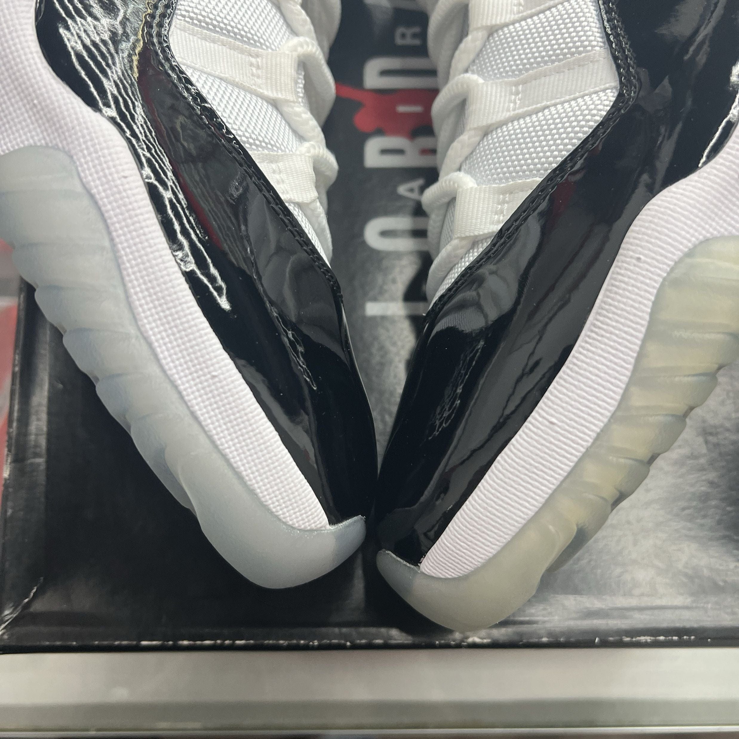 Air Jordan 11 Retro Concord (2018) PRICE DROP