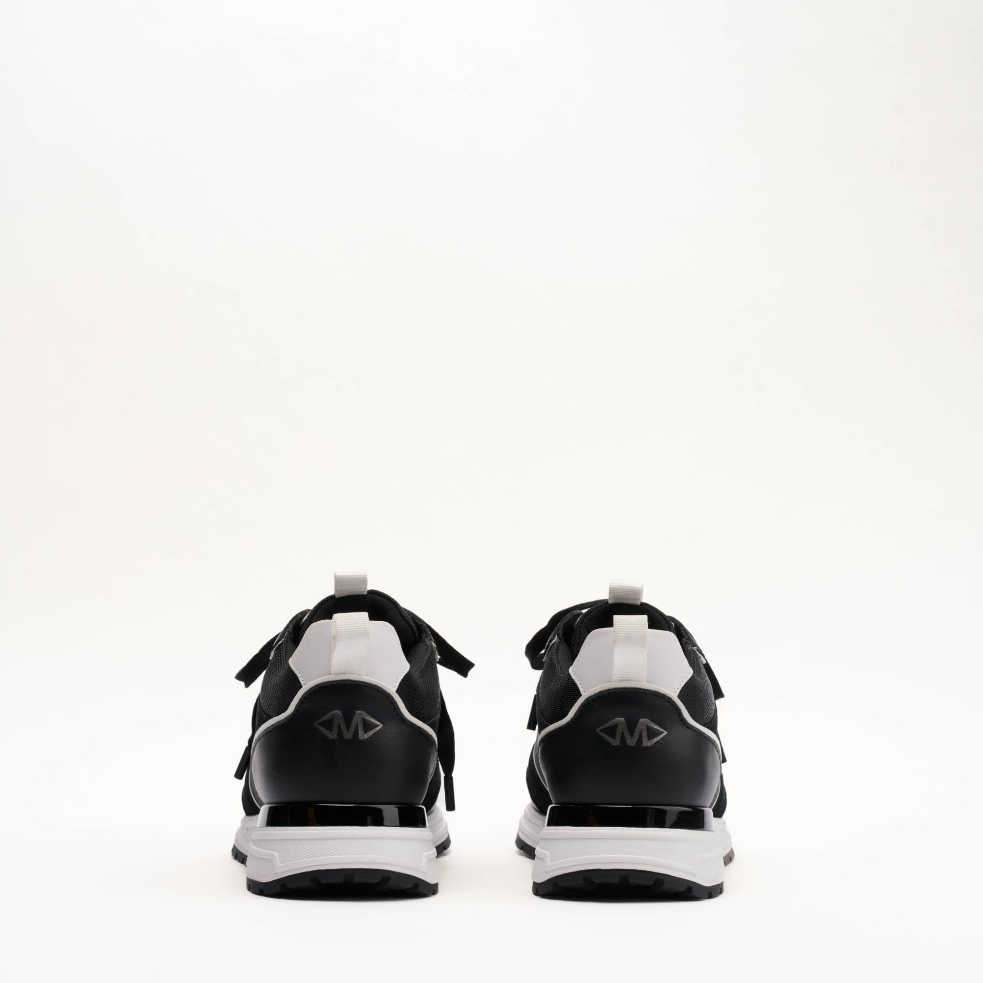 Mallet London MALLET Bethnal Men's Black White Leather Trainers
