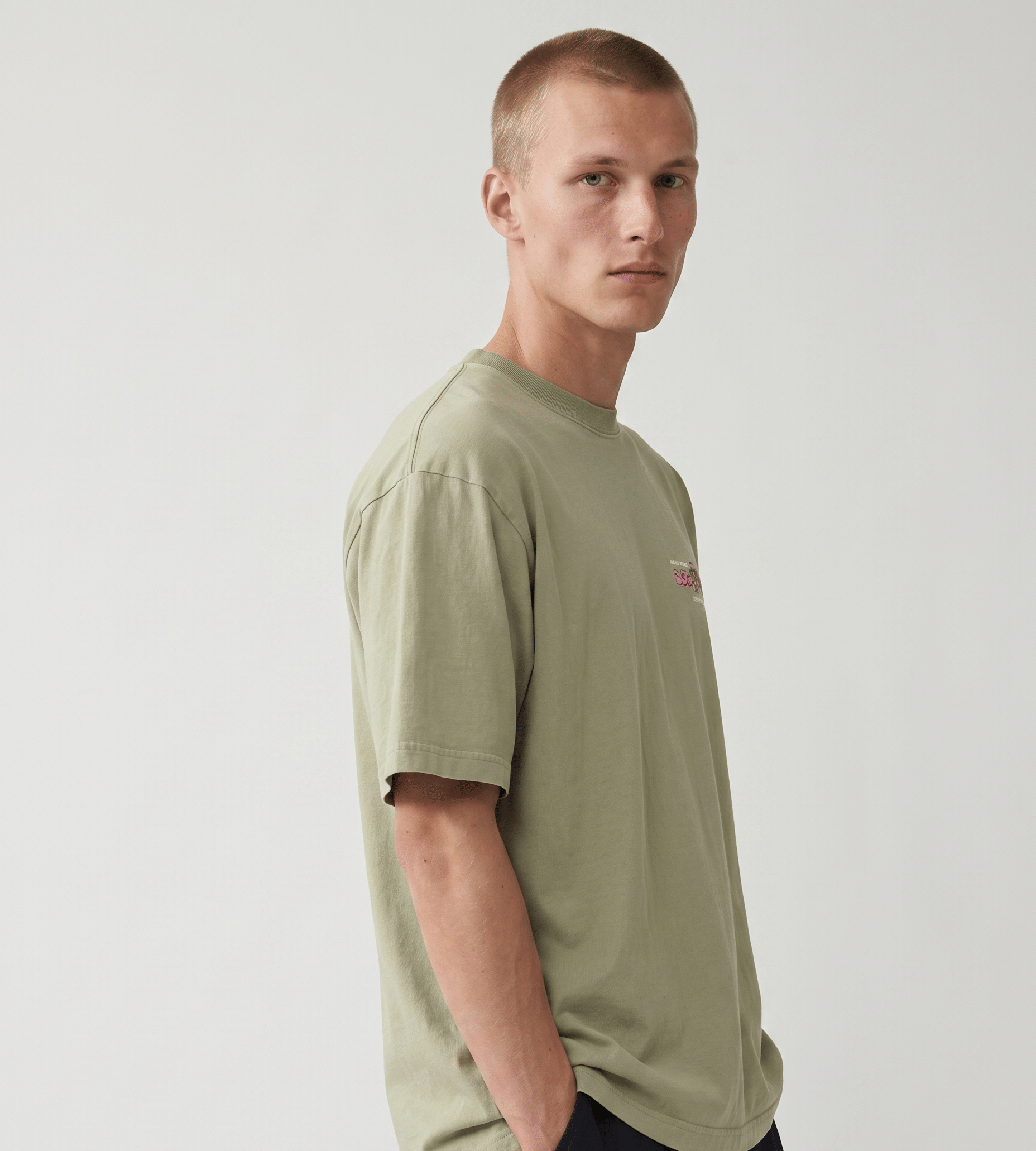 New Amsterdam Surf Association Lilies Tee Sea Grass