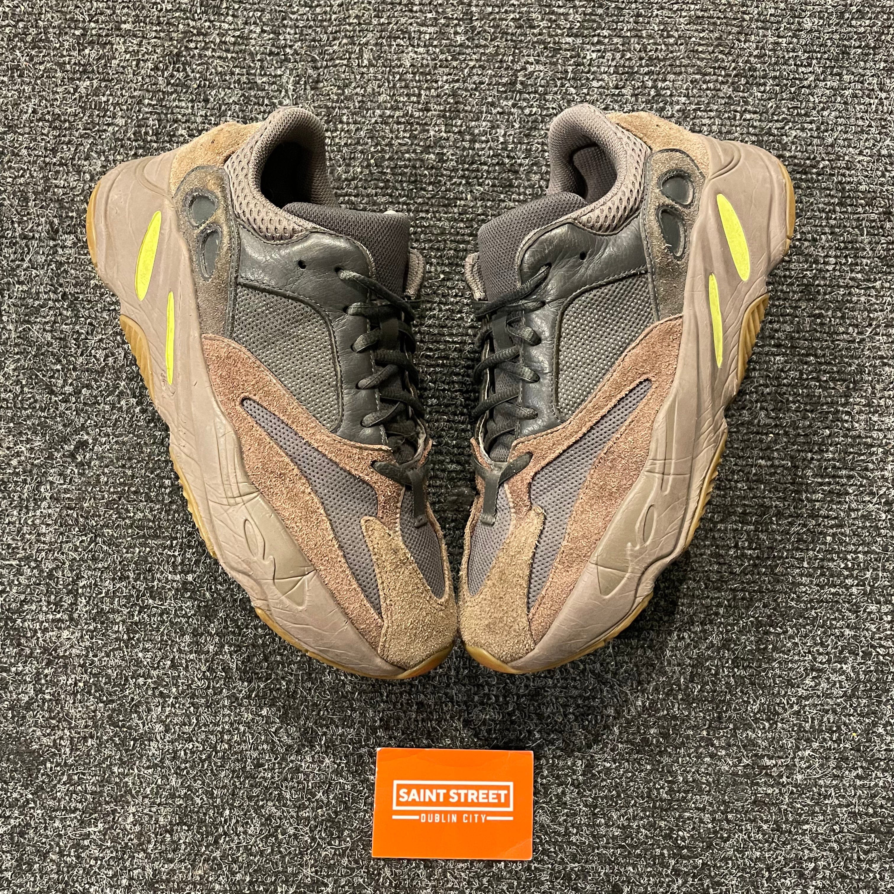 Yeezy 700 Adidas X Yeezy 700 'Mauve'