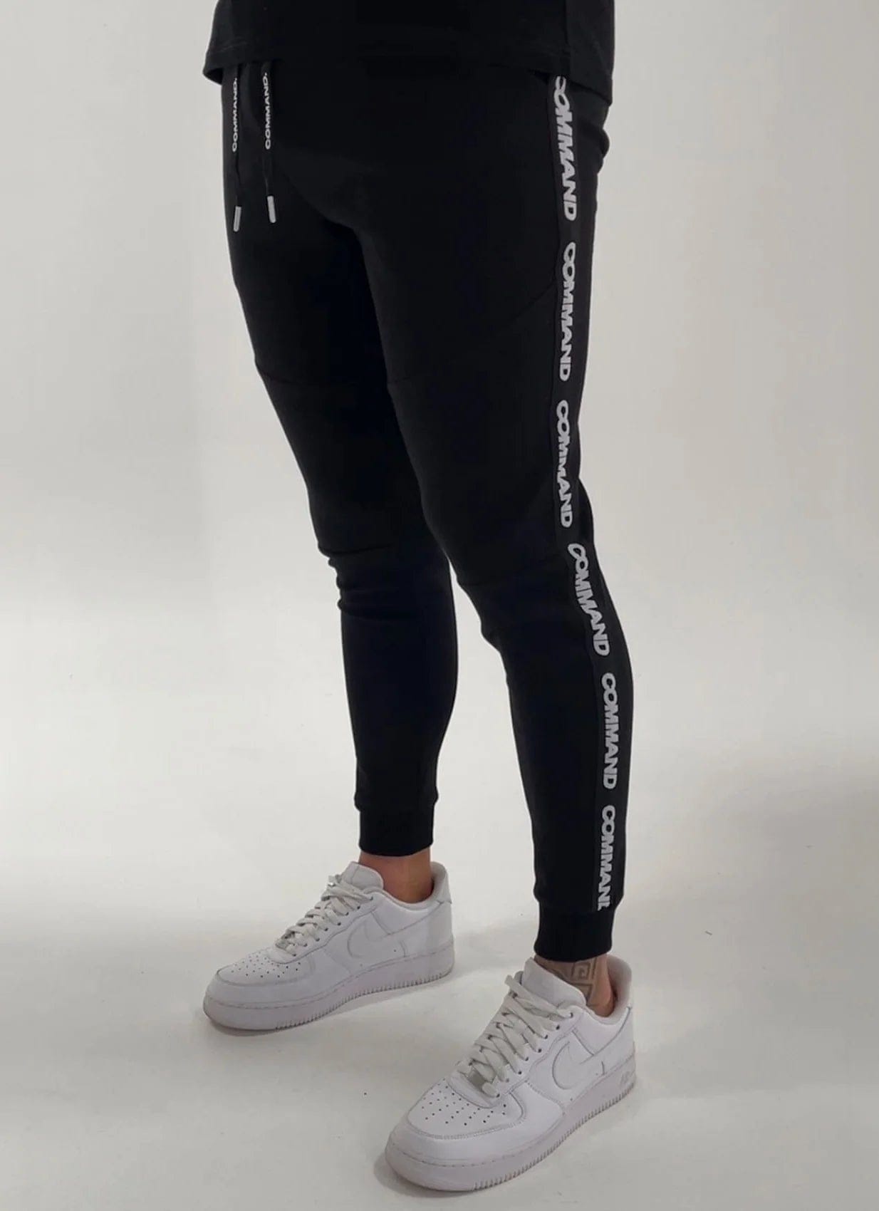 COMMAND Daily Tape Track Pants (Black)