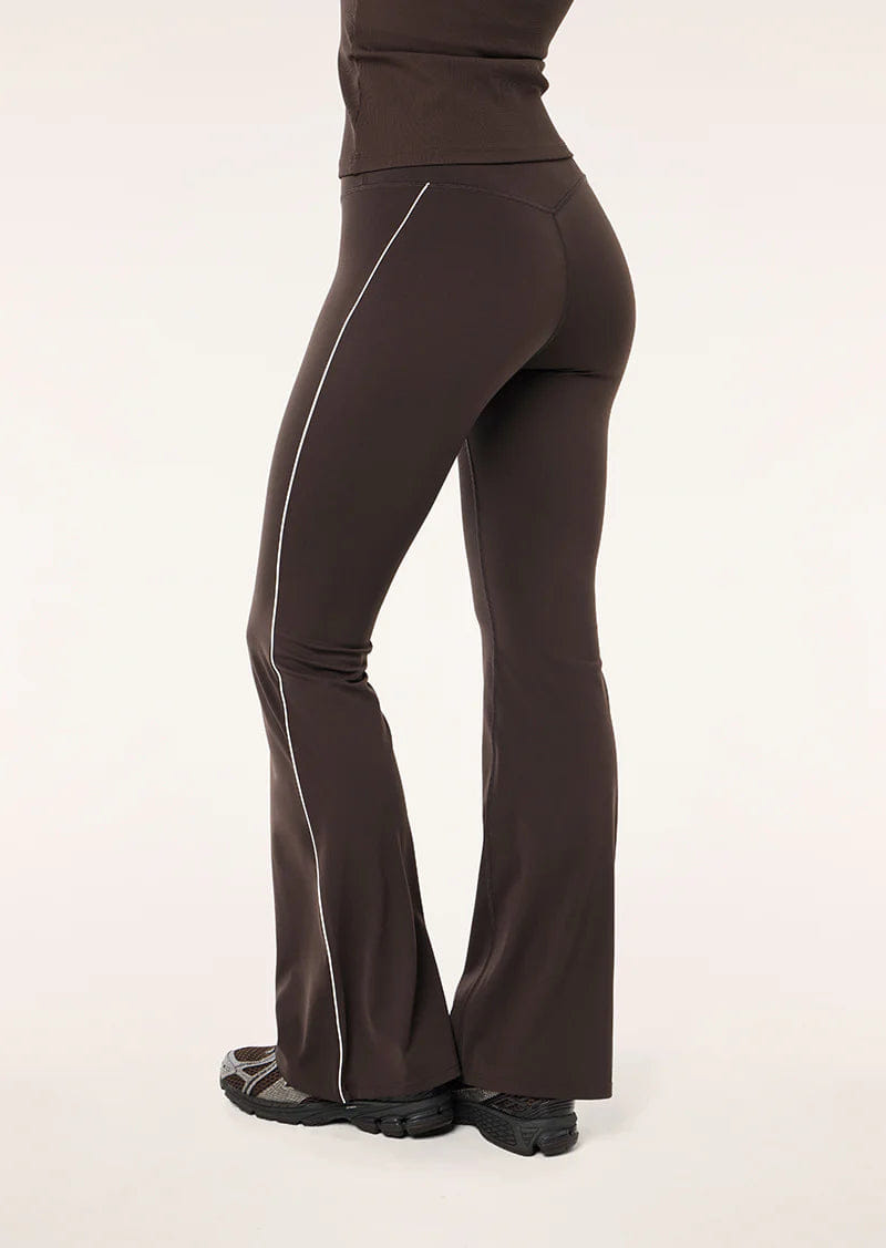 P.E NATION Preview Piping Legging (Coffee)