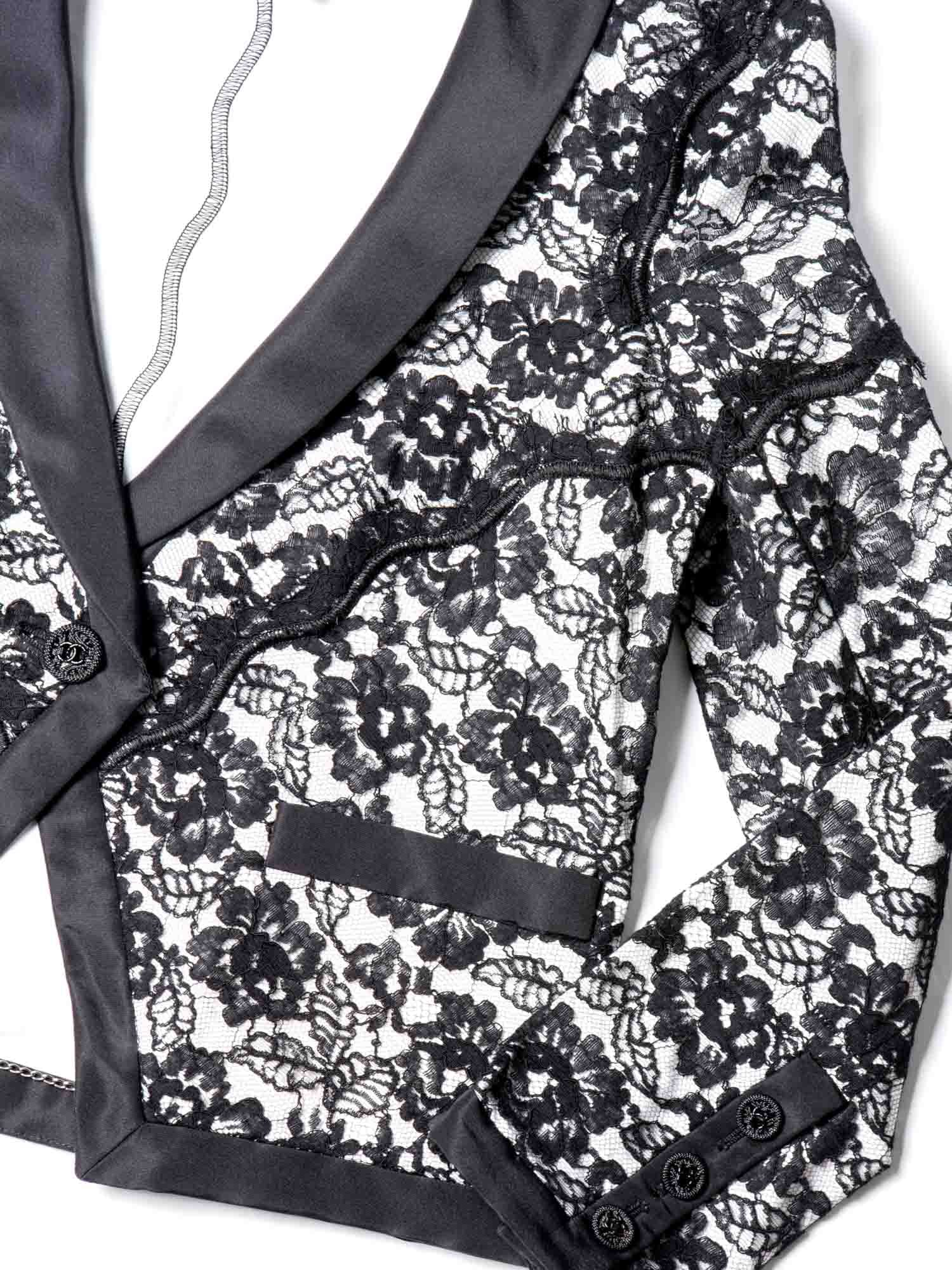 CHANEL CC Logo Runway Lace Jacket Black