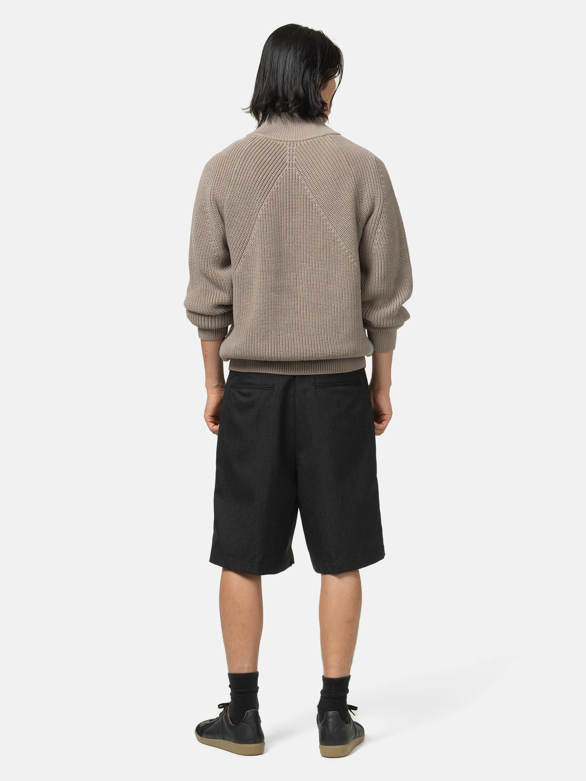 Batoner Summer Wool One Tuck Shorts Charcoal