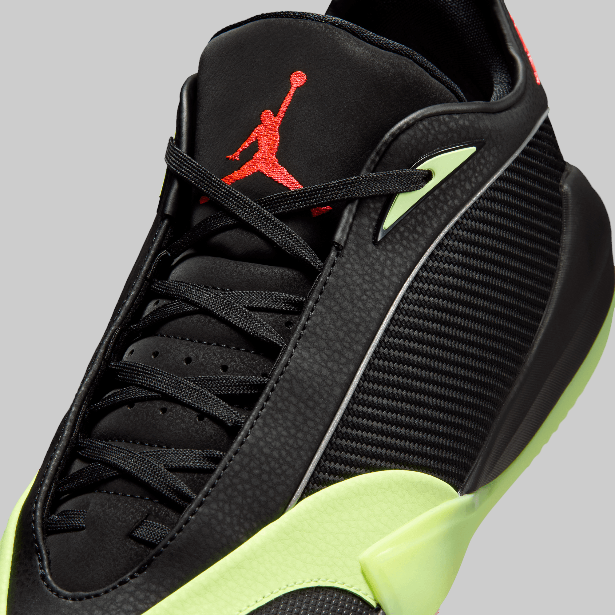 Air Jordan Triangle - Black/Barely Volt