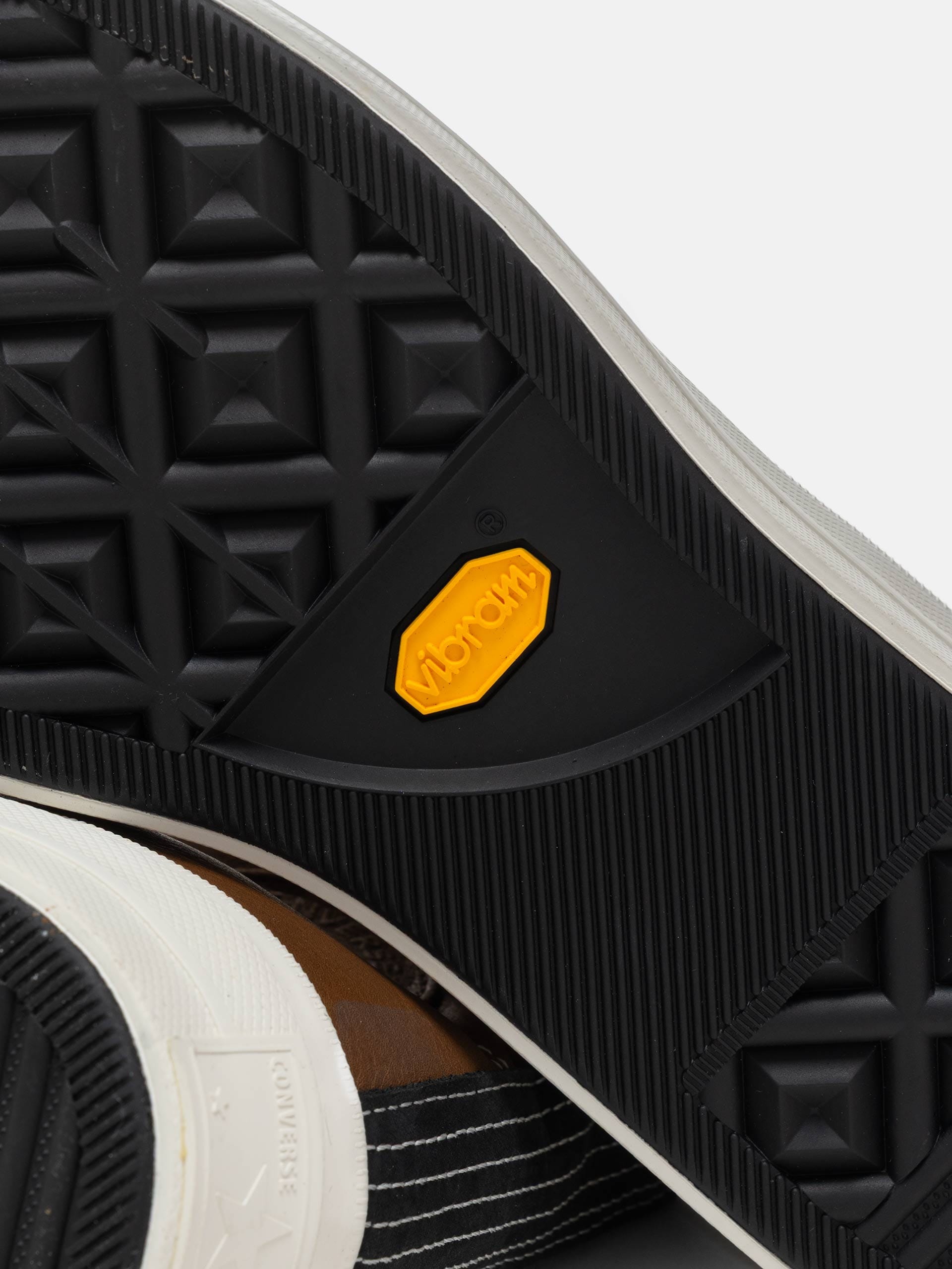 Converse Chuck Taylor FS Premium Leather Hi Chestnut/Black/Snow White
